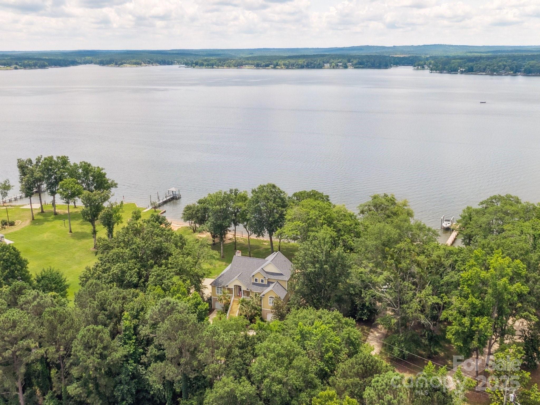Liberty Hill, South Carolina, 29074, United States, 4 Bedrooms Bedrooms, ,5 BathroomsBathrooms,Residential,For Sale,1876148