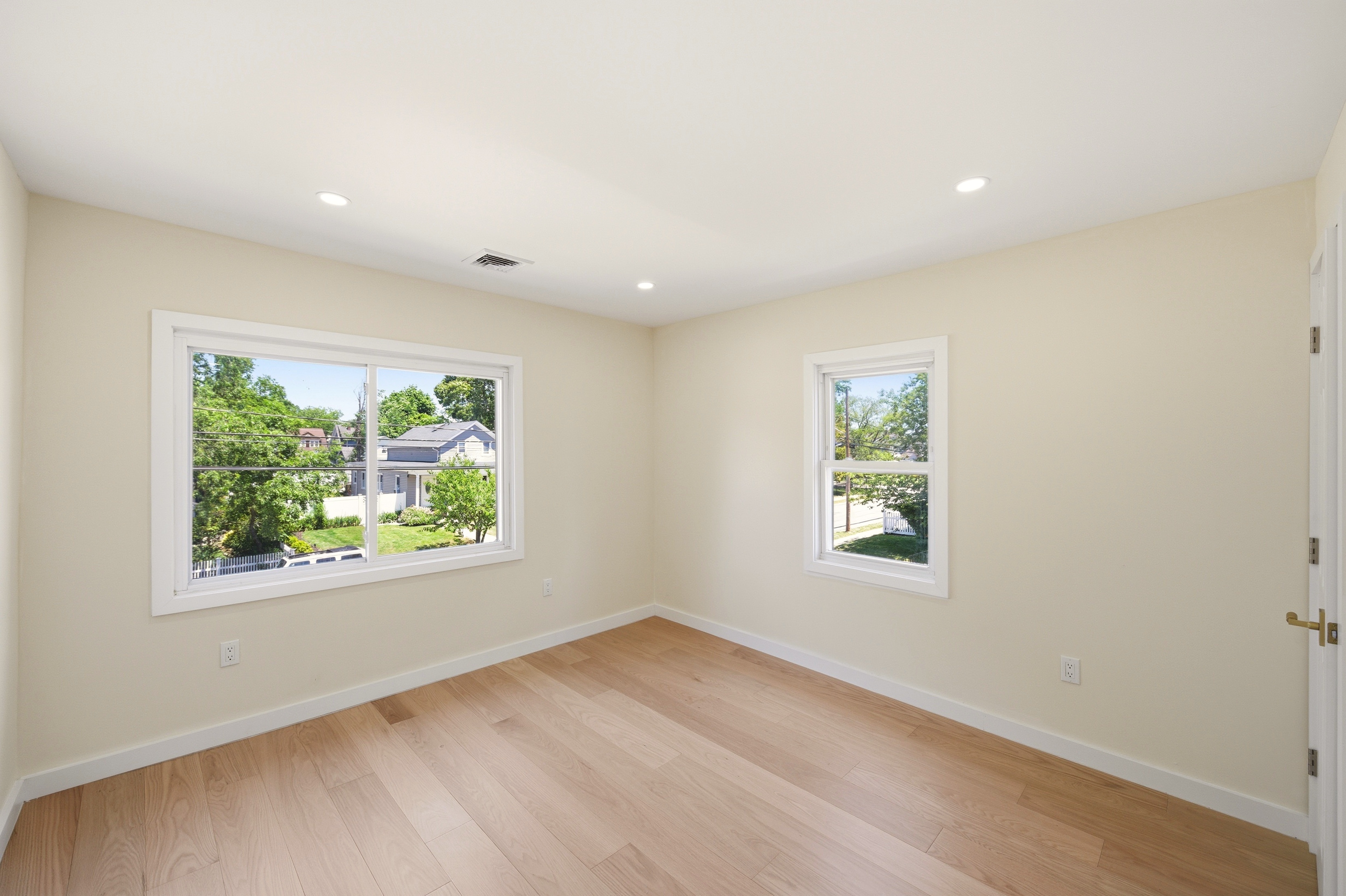  135 Whaley Street, Freeport, NY 11520 - 物件實景