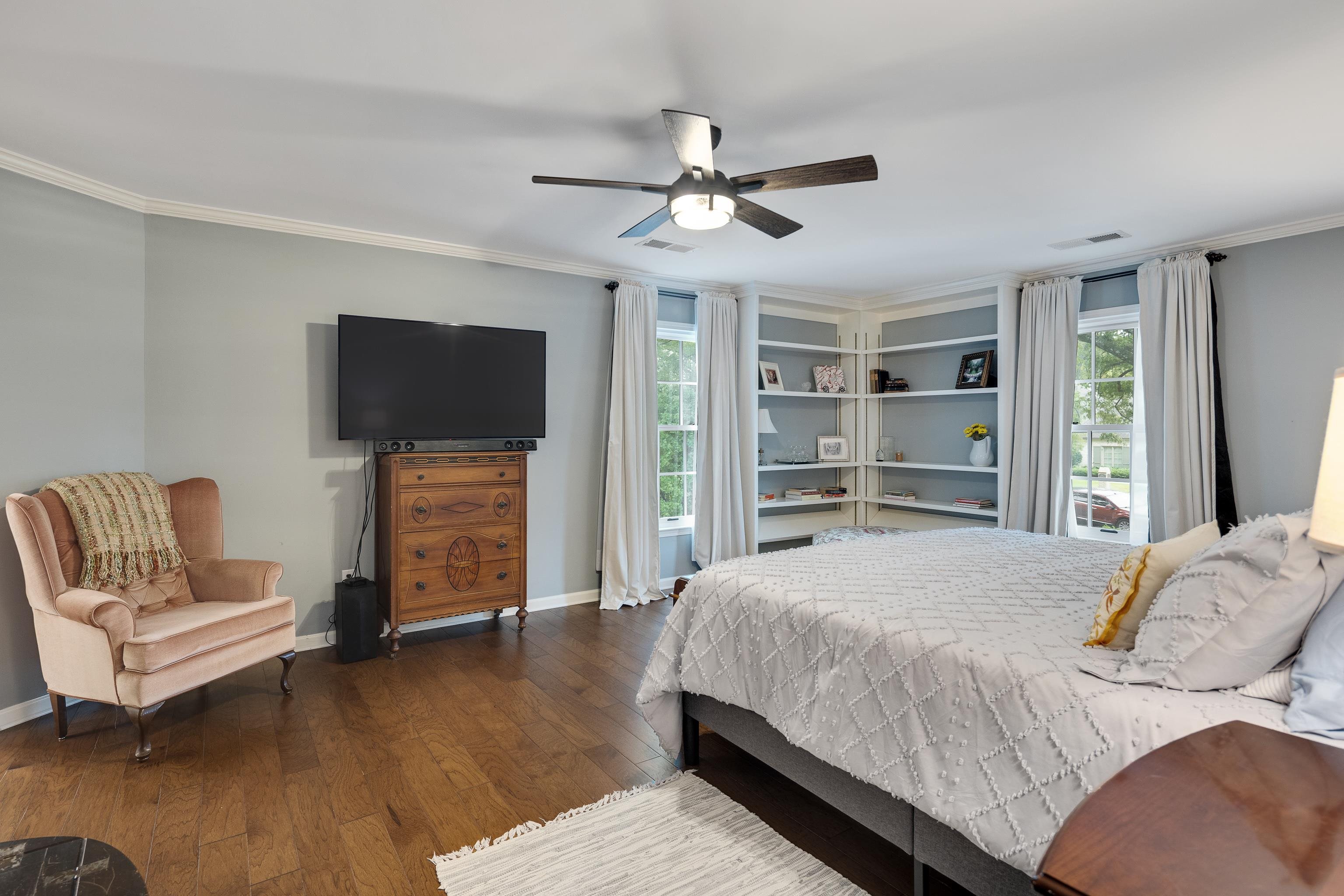 Memphis, Tennessee, 38117, United States, 4 Bedrooms Bedrooms, ,3 BathroomsBathrooms,Residential,For Sale,1972441