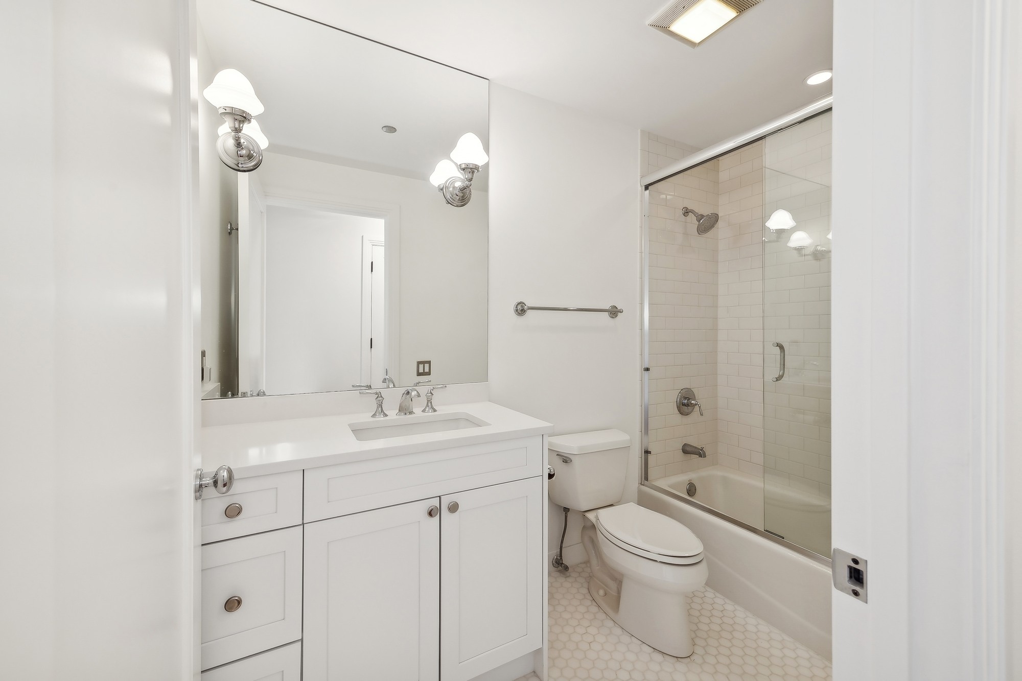  840 N Lake Shore Drive, Chicago, IL, 60611 - 物件實景