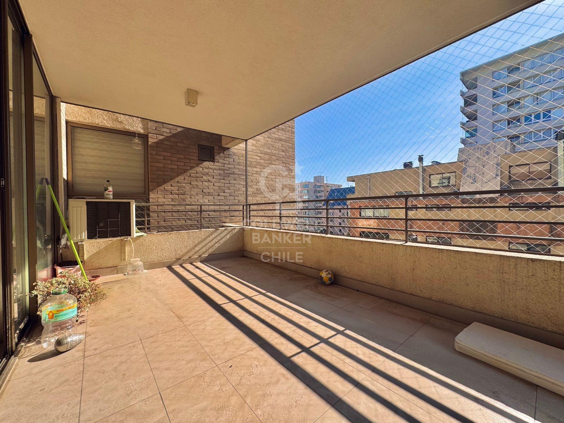 Las Condes, Chile, 4 Bedrooms Bedrooms, ,3 BathroomsBathrooms,Residential,For Sale,1859917
