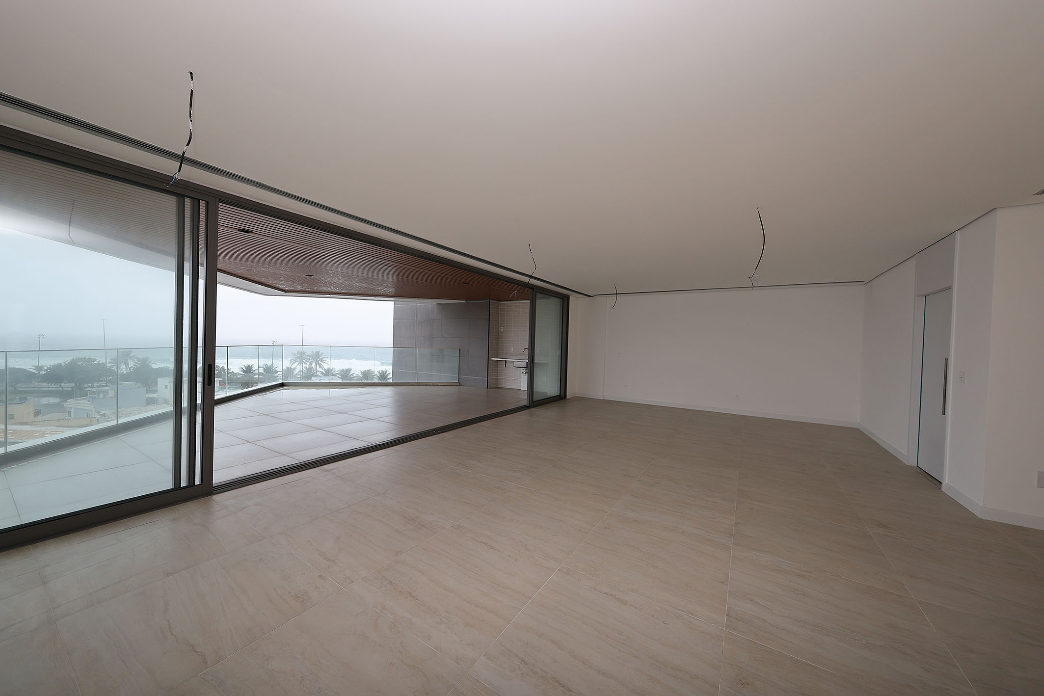  Elegant four-suite residence in a full-service residential condominium - 物件實景