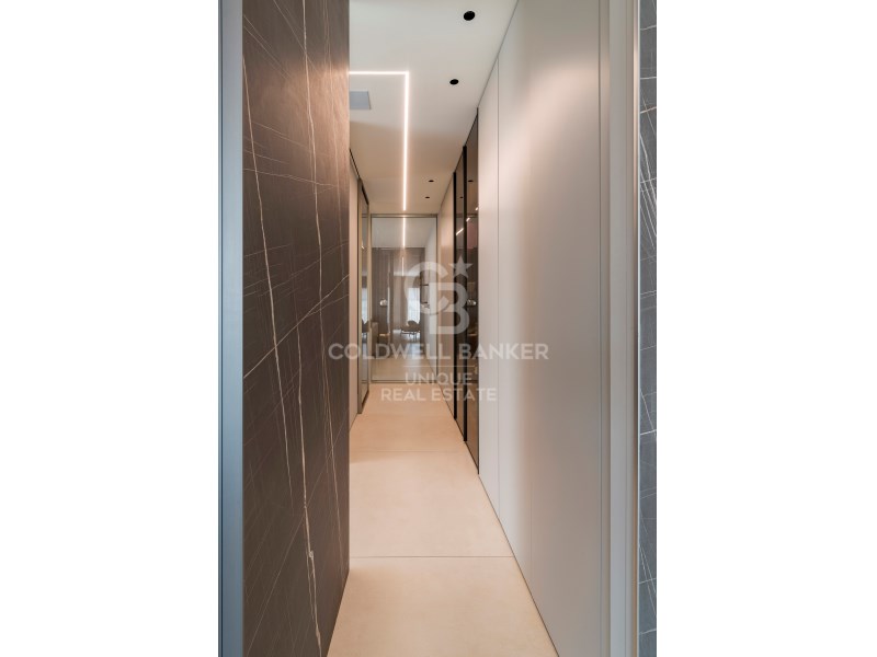 Madrid, Comunidad de Madrid, ES, 3 Bedrooms Bedrooms, ,4 BathroomsBathrooms,Residential,For Sale,1987772