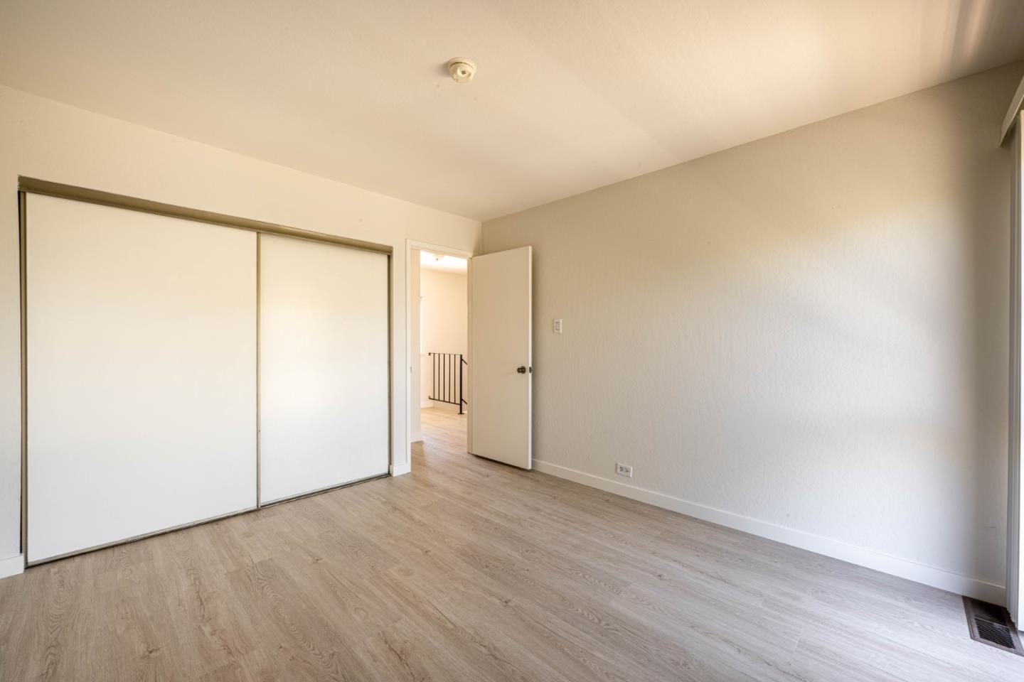 Foster City, California, 94404, United States, 2 Bedrooms Bedrooms, ,2 BathroomsBathrooms,Residential,For Sale,1840465
