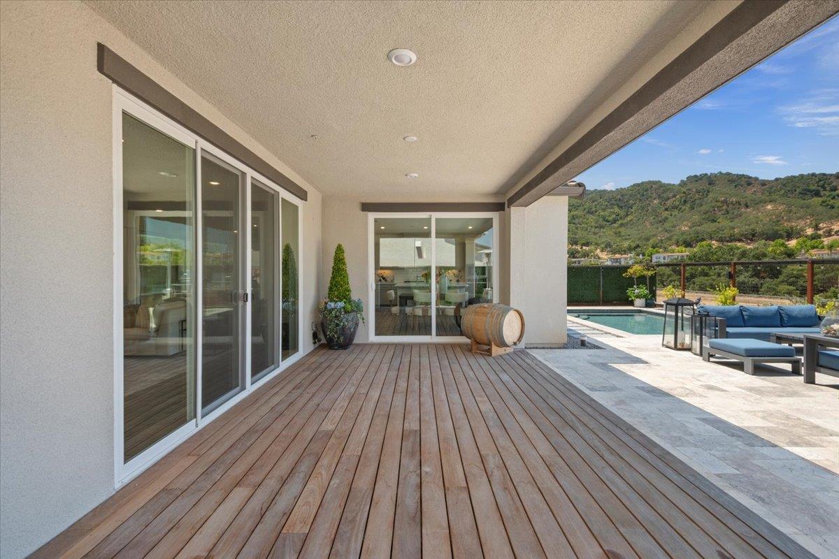 Gilroy, California, 95020, United States, 4 Bedrooms Bedrooms, ,3 BathroomsBathrooms,Residential,For Sale,1907628