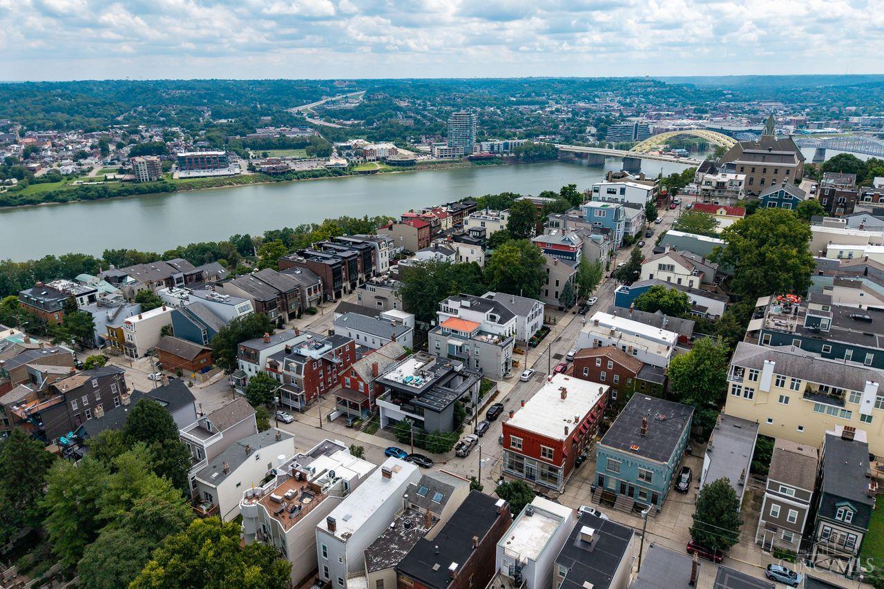 Cincinnati, Ohio, 45202, United States, 4 Bedrooms Bedrooms, ,4 BathroomsBathrooms,Residential,For Sale,1926217