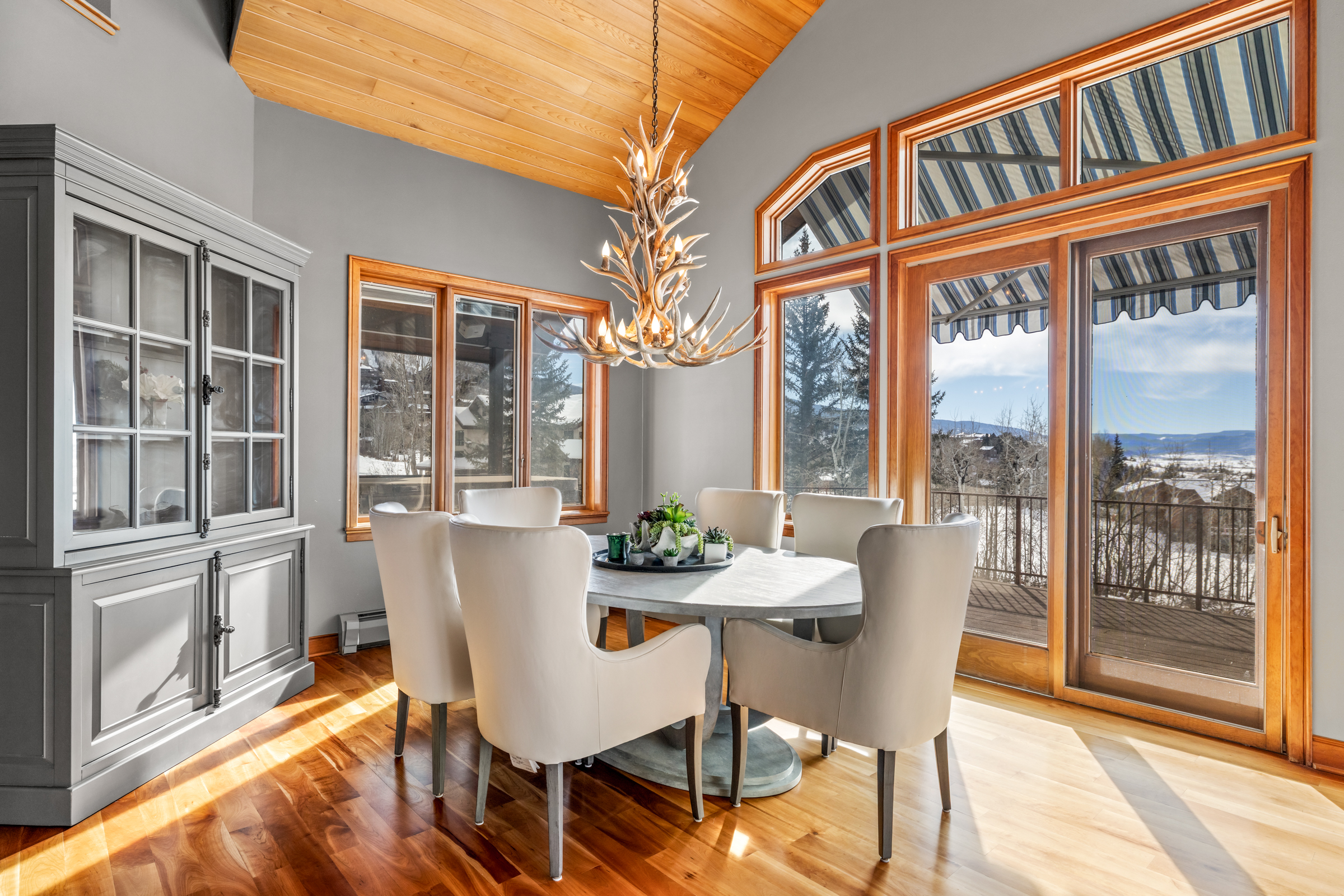  Luxury Rollingstone Fairway Estate - 物件實景