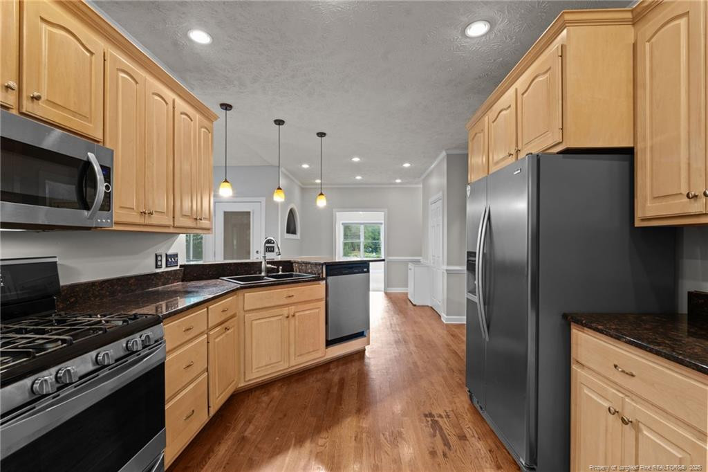 Fayetteville, North Carolina, 28306, United States, 4 Bedrooms Bedrooms, ,3 BathroomsBathrooms,Residential,For Sale,1906970