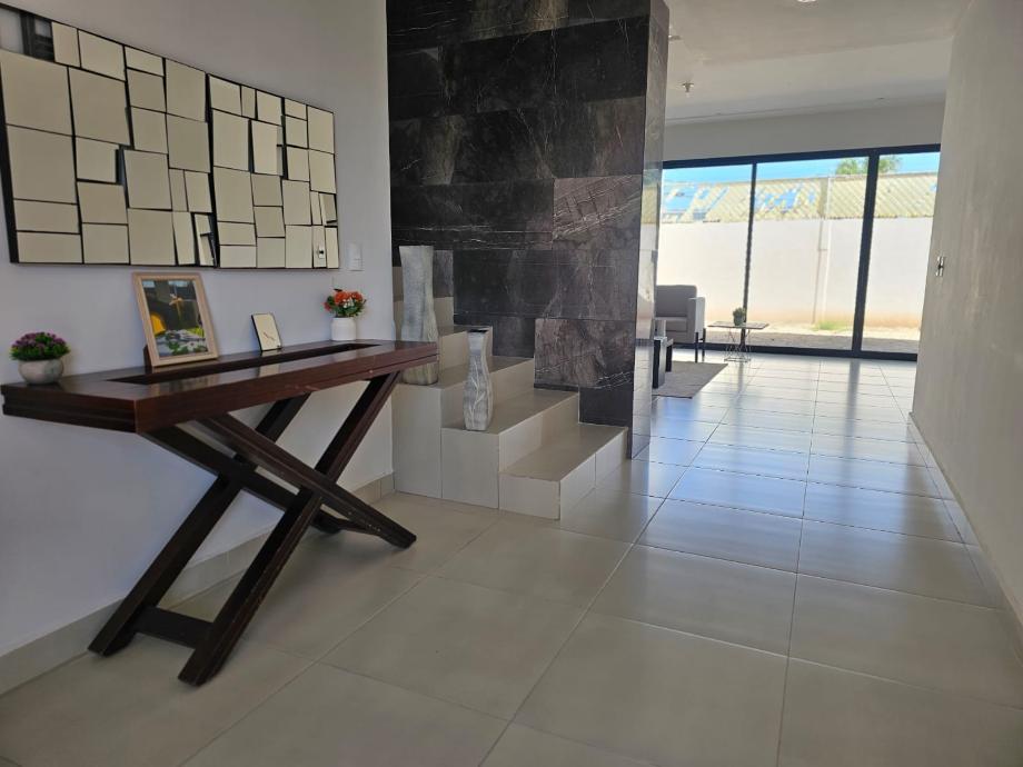 Torreón, Coahuila de Zaragoza, 27023, Mexico, 4 Bedrooms Bedrooms, ,4 BathroomsBathrooms,Residential,For Sale,2001959