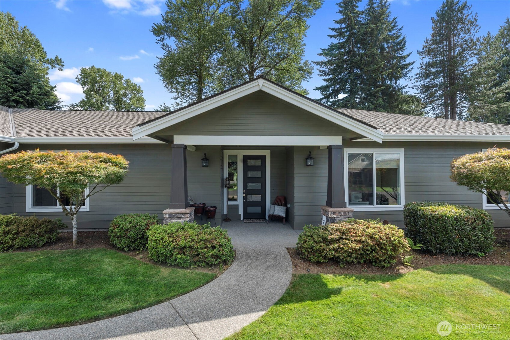 Chehalis, Washington, 98532, United States, 3 Bedrooms Bedrooms, ,3 BathroomsBathrooms,Residential,For Sale,1879305