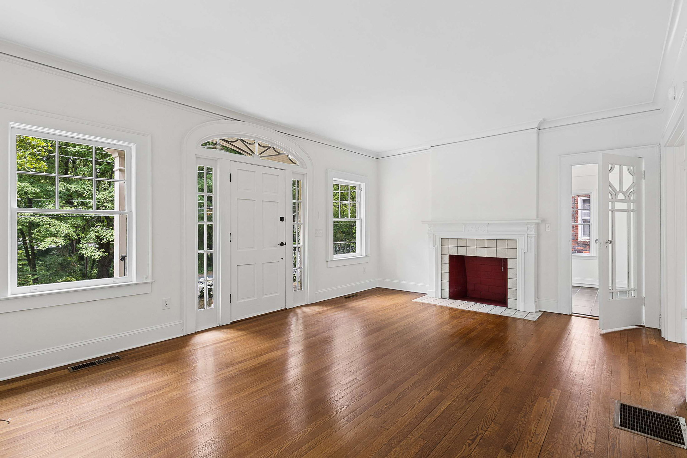  Charming 1930 Craftsman Bungalow in an Unbeatable Virginia Highland Location - 物件實景