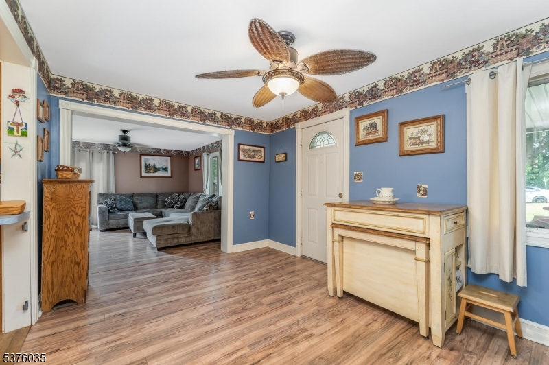 Phillipsburg Town, New Jersey, 08865, United States, 6 Bedrooms Bedrooms, ,4 BathroomsBathrooms,Residential,For Sale,1918649