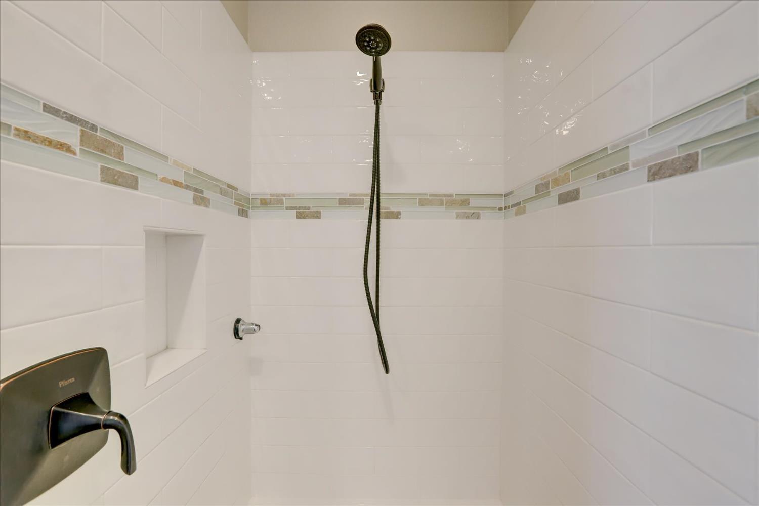 Grass Valley, California, 95945, United States, 4 Bedrooms Bedrooms, ,2 BathroomsBathrooms,Residential,For Sale,1937663