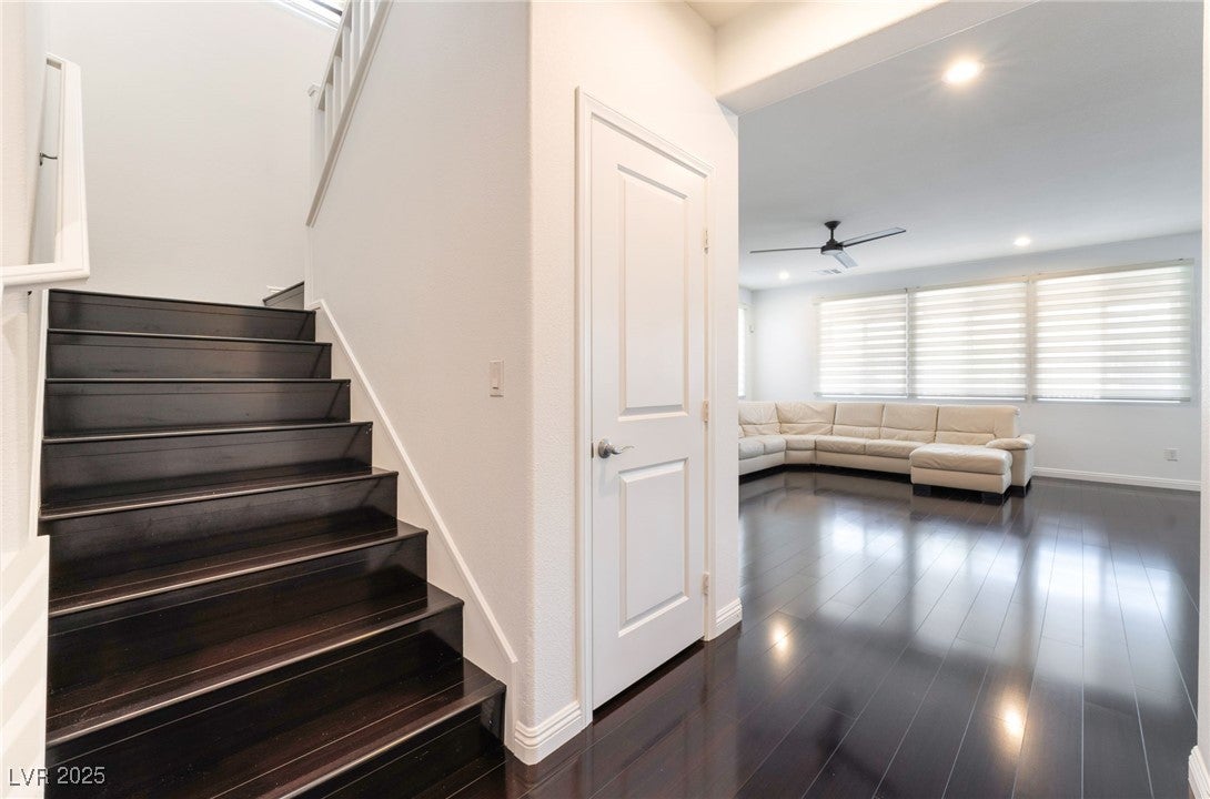 Las Vegas, Nevada, 89135, United States, 3 Bedrooms Bedrooms, ,3 BathroomsBathrooms,Residential,For Sale,1977771