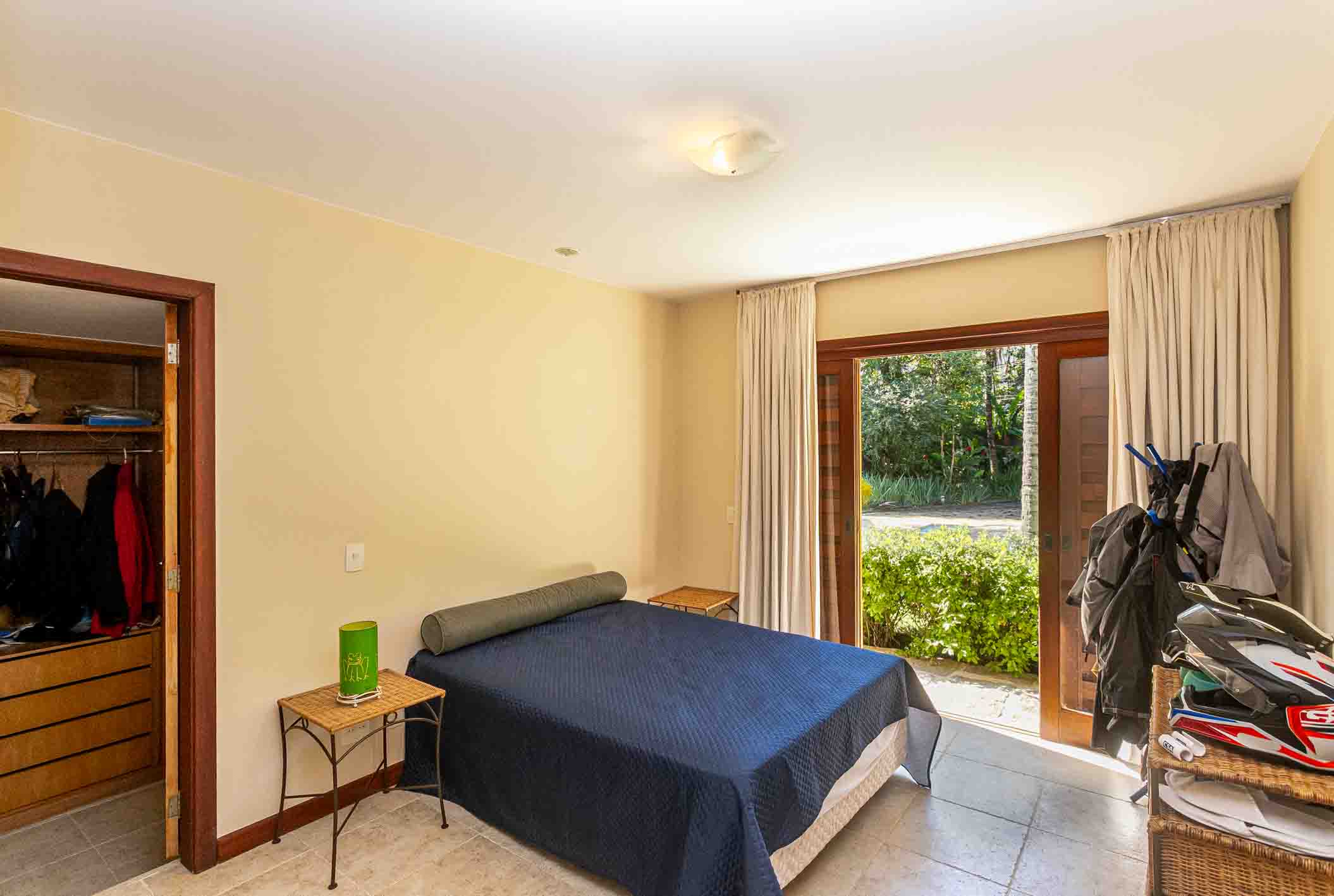  Residence with Pedra da Gávea views in a private condominium in Itanhangá - 物件實景