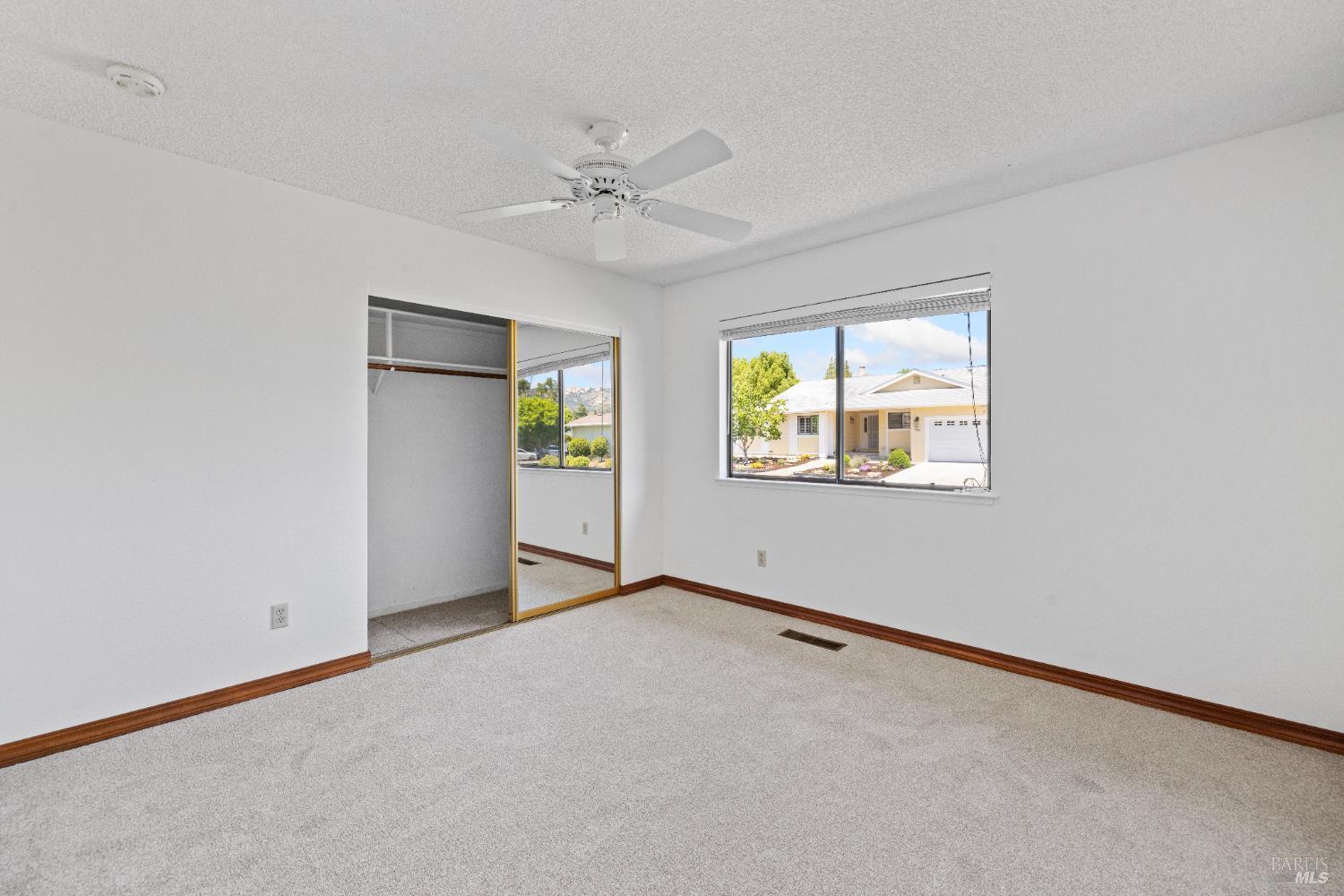 Santa Rosa, California, 95409, United States, 3 Bedrooms Bedrooms, ,2 BathroomsBathrooms,Residential,For Sale,1924390