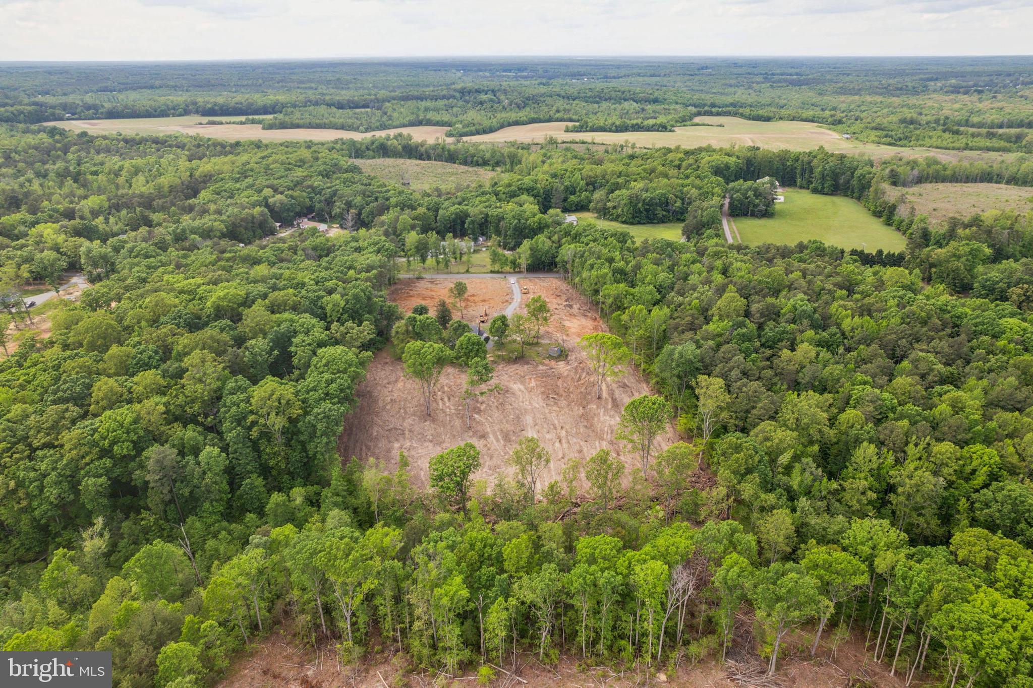Ruther Glen, Virginia, 22546, United States, 3 Bedrooms Bedrooms, ,2 BathroomsBathrooms,Residential,For Sale,1937114