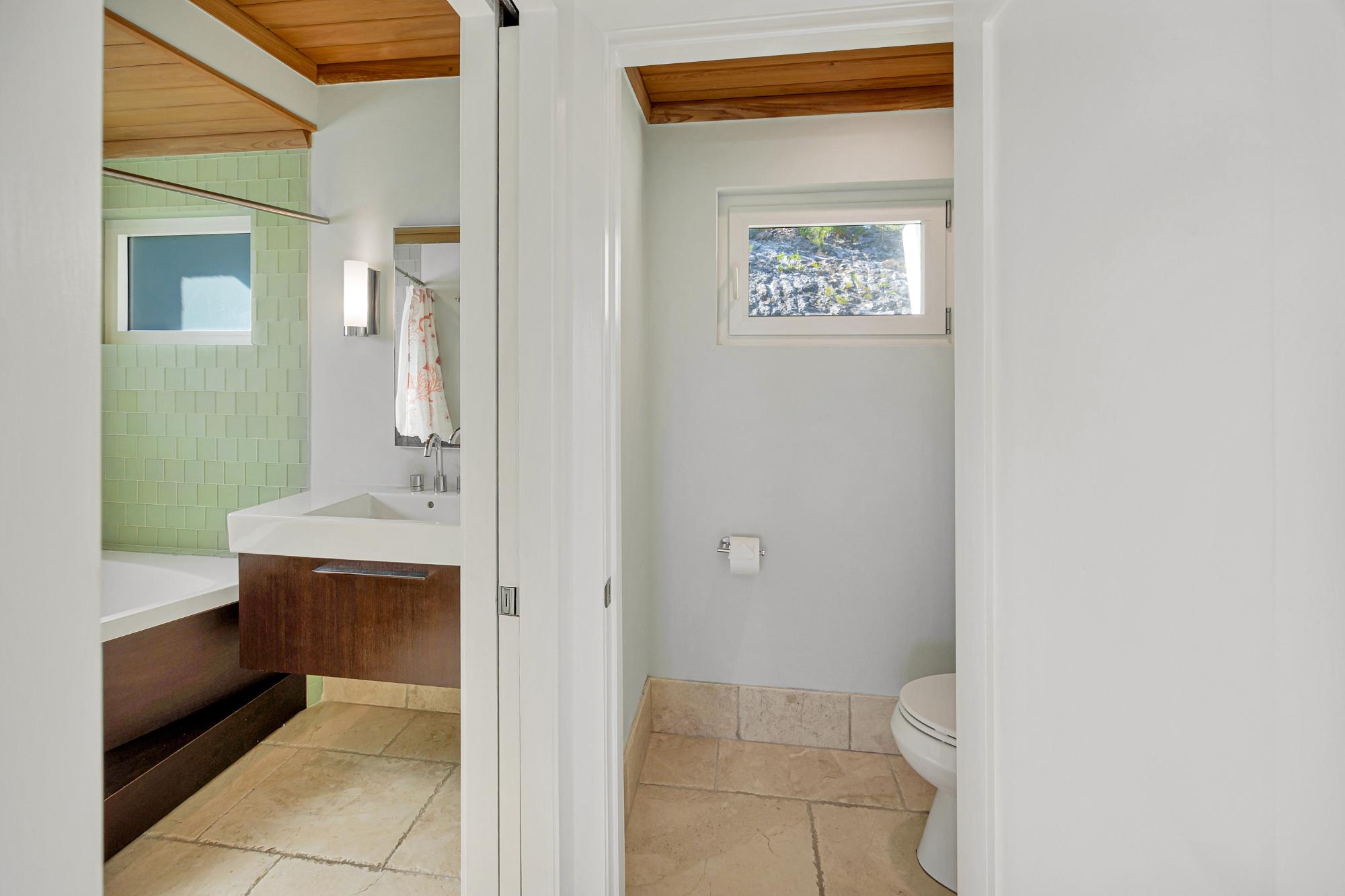 Governors Harbour, Eleuthera, BS, 4 Bedrooms Bedrooms, ,4 BathroomsBathrooms,Residential,For Sale,1991339