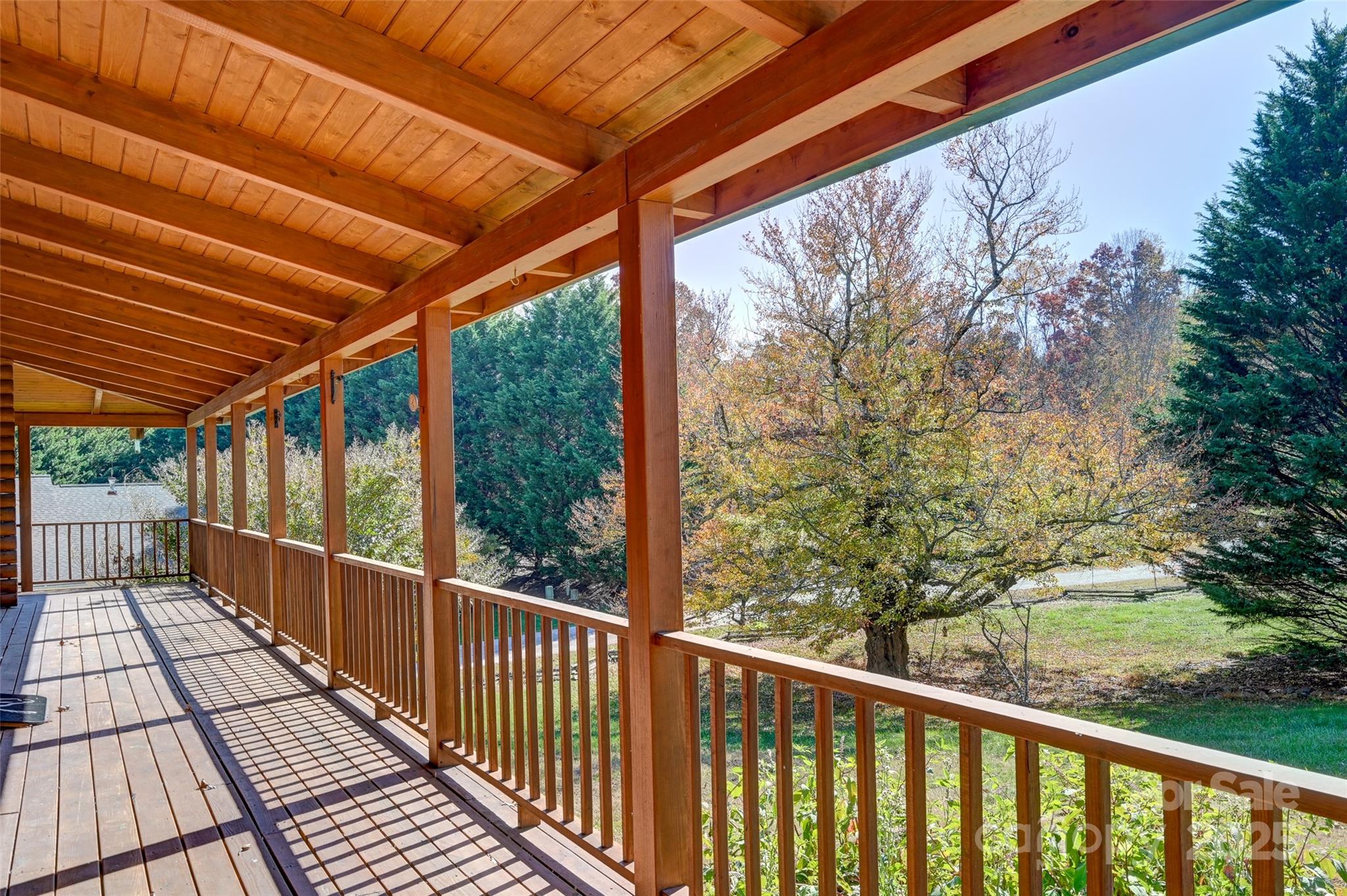 Hendersonville, North Carolina, 28792, United States, 3 Bedrooms Bedrooms, ,3 BathroomsBathrooms,Residential,For Sale,1958390