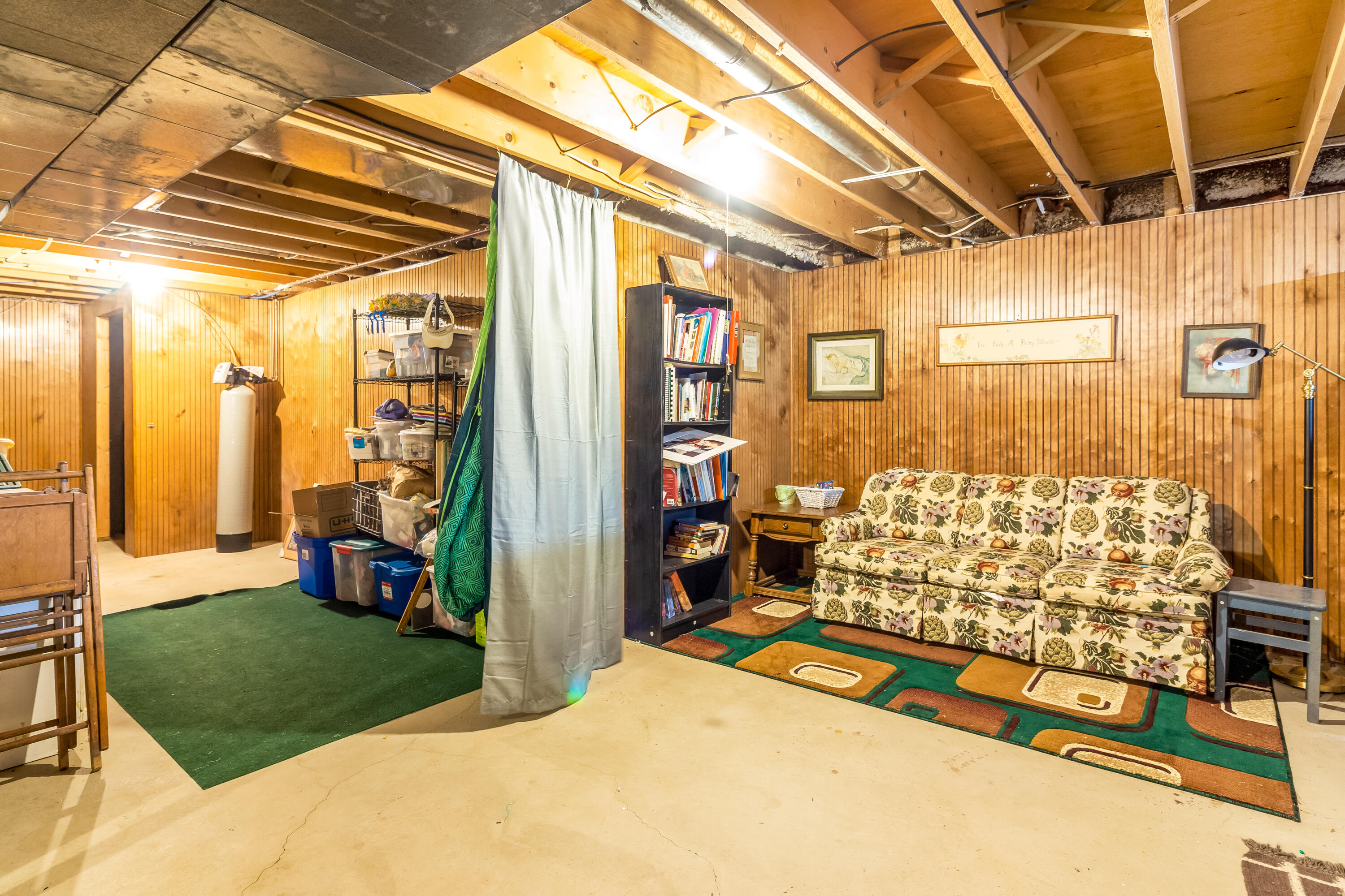 Fennville, Michigan, 49408, United States, 3 Bedrooms Bedrooms, ,3 BathroomsBathrooms,Residential,For Sale,1974475