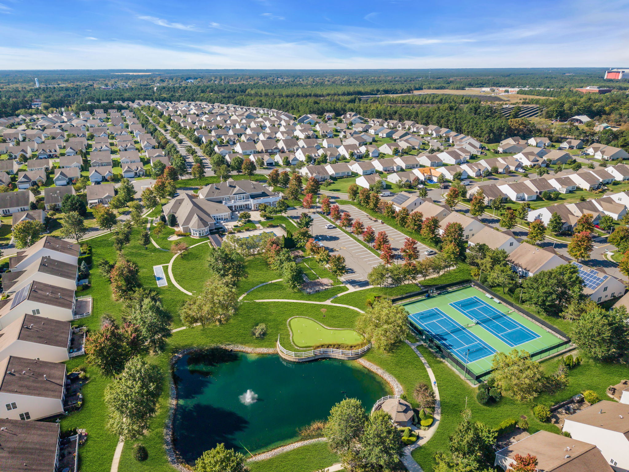  Lovely Reston Model in River Point - 物件實景