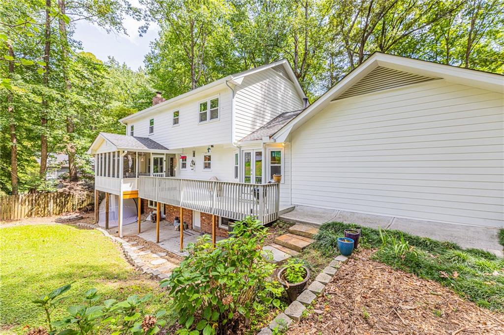 Marietta, Georgia, 30068, United States, 4 Bedrooms Bedrooms, ,4 BathroomsBathrooms,Residential,For Sale,1935159