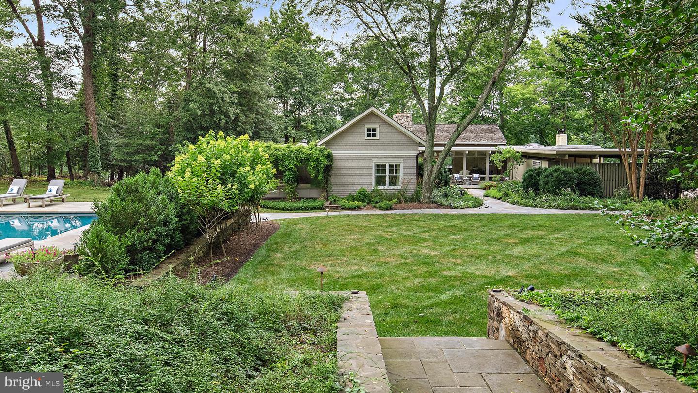 Annapolis, Maryland, 21403, United States, 5 Bedrooms Bedrooms, ,4 BathroomsBathrooms,Residential,For Sale,1895368