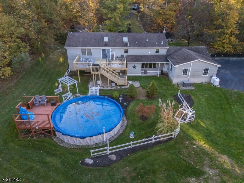 Newton, New Jersey, 07860, United States, 3 Bedrooms Bedrooms, ,3 BathroomsBathrooms,Residential,For Sale,1980842