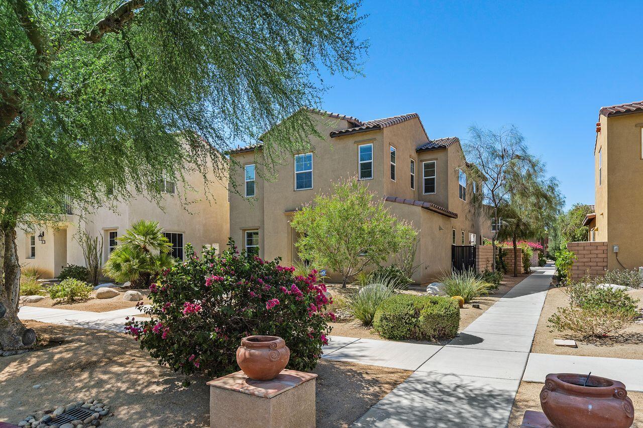 Palm Desert, California, 92211, United States, 4 Bedrooms Bedrooms, ,3 BathroomsBathrooms,Residential,For Sale,1913573