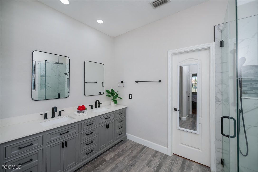 Fort Myers, Florida, 33913, United States, 4 Bedrooms Bedrooms, ,3 BathroomsBathrooms,Residential,For Sale,2006345