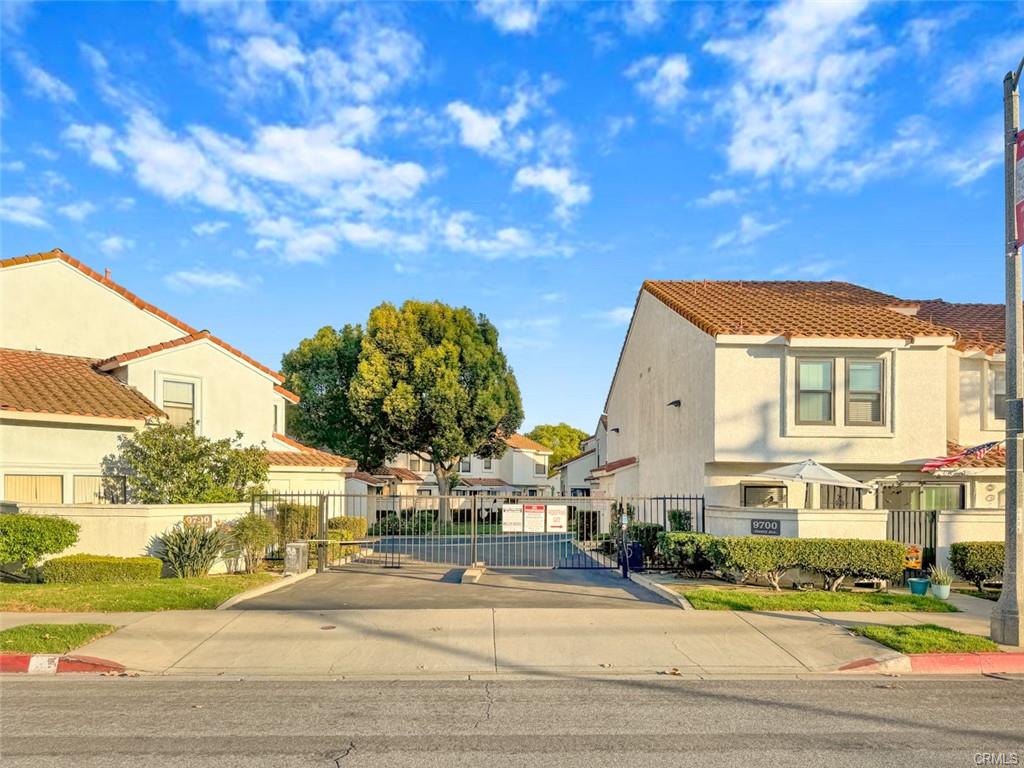 Santa Fe Springs, California, 90670, United States, 3 Bedrooms Bedrooms, ,2 BathroomsBathrooms,Residential,For Sale,1987363