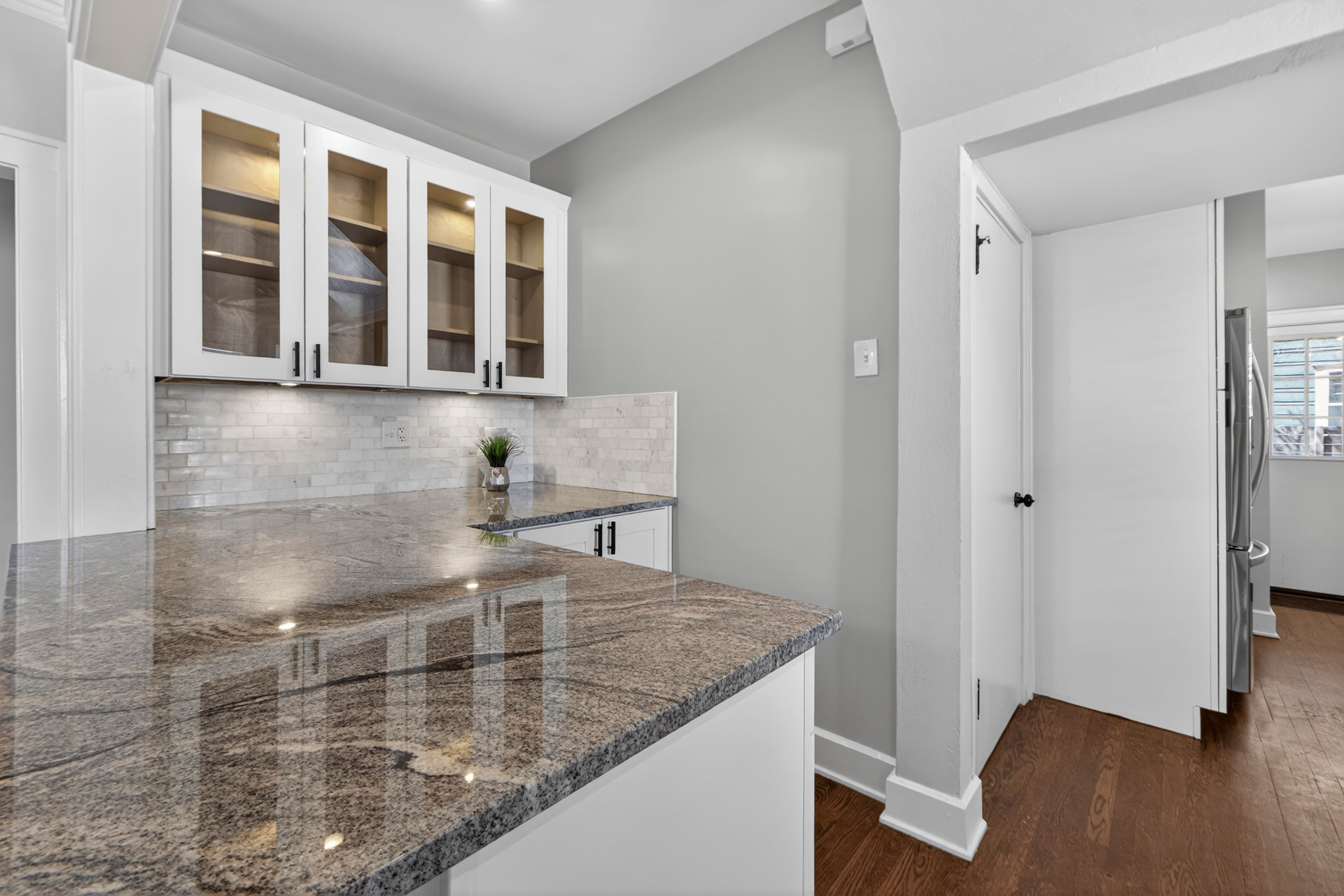  5850 Brookside Boulevard, Kansas City, MO 64113 - 物件實景