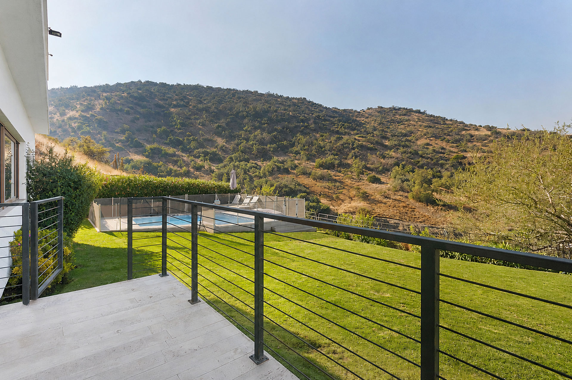  Mediterranean-style house in a gated community - 物件實景