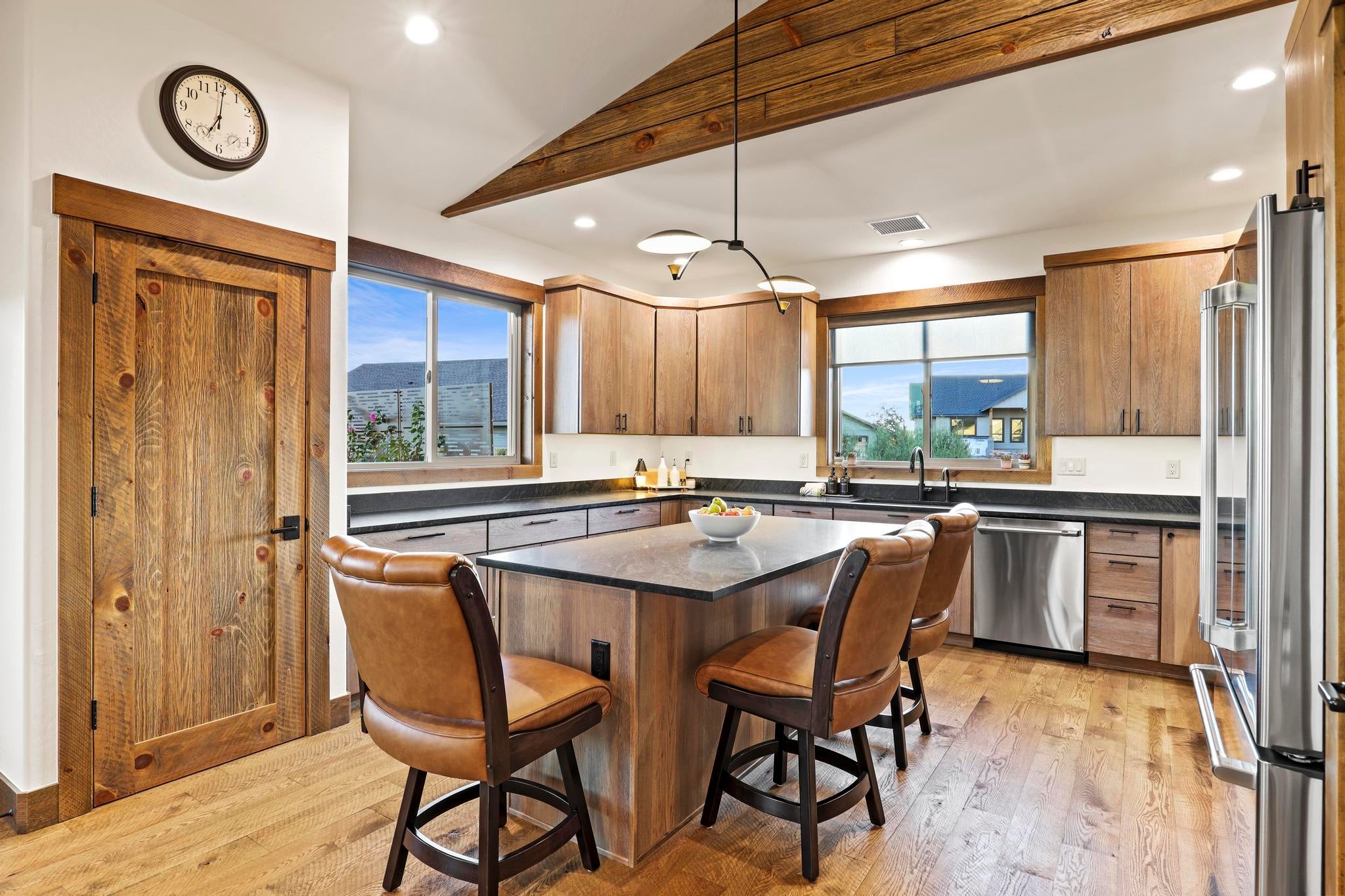 Payson, Arizona, 85541, United States, 3 Bedrooms Bedrooms, ,1 BathroomBathrooms,Residential,For Sale,1906587