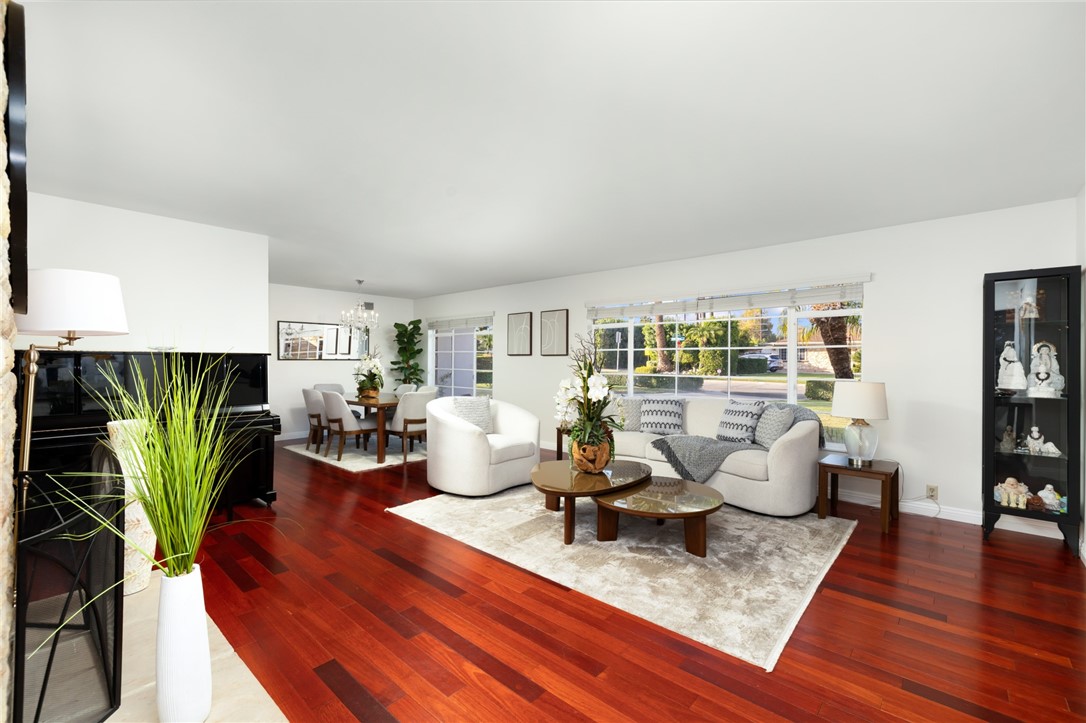 Arcadia, California, 91007, United States, 3 Bedrooms Bedrooms, ,2 BathroomsBathrooms,Residential,For Sale,1989649