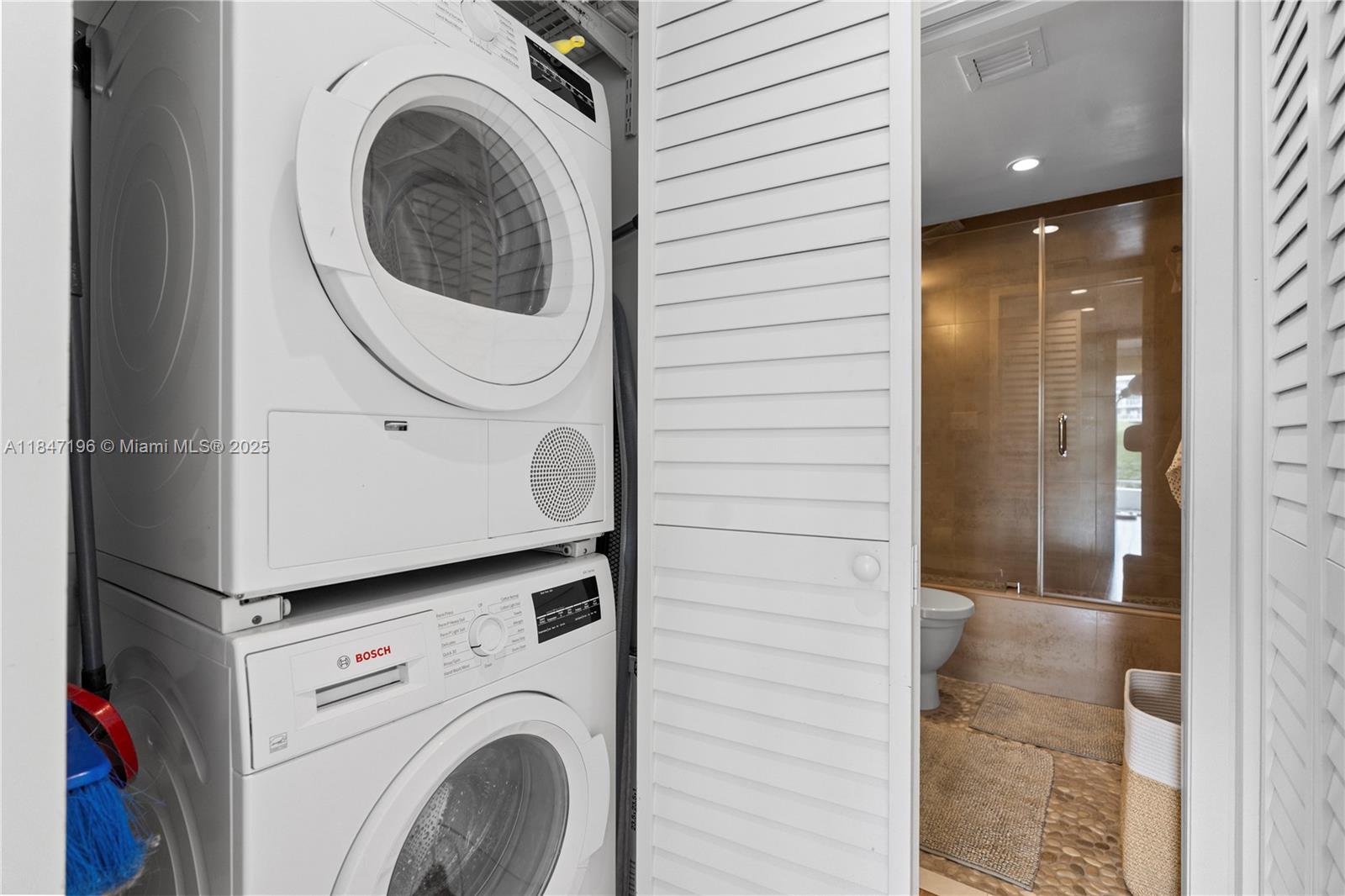Miami, Florida, 33129, United States, 2 Bedrooms Bedrooms, ,2 BathroomsBathrooms,Residential,For Sale,1900950