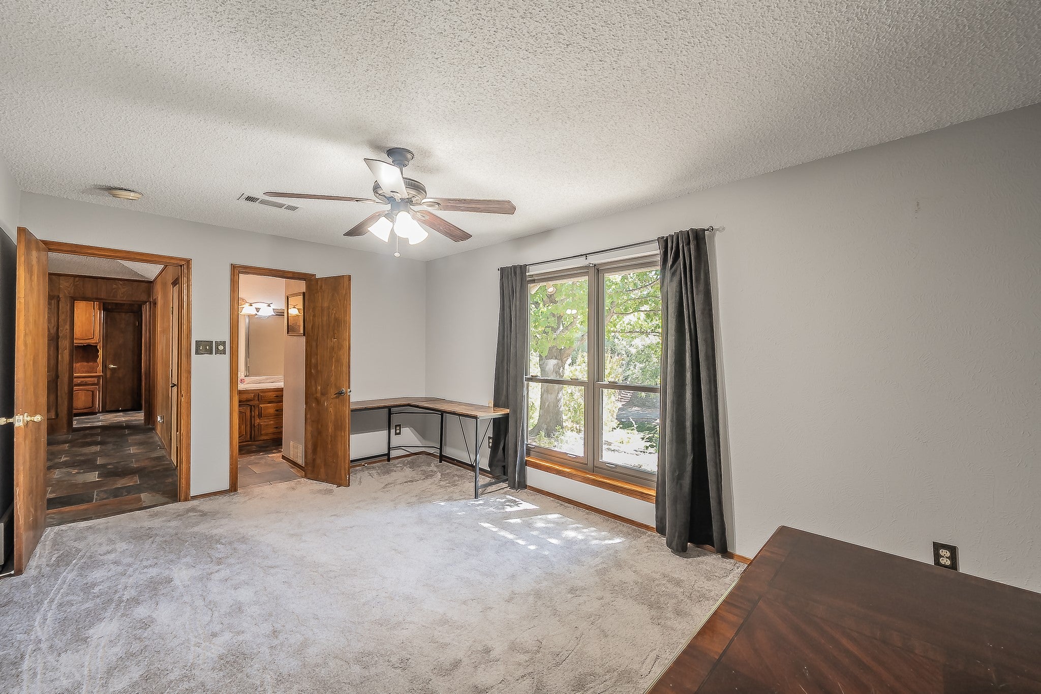 Arlington, Texas, 76012, United States, 3 Bedrooms Bedrooms, ,3 BathroomsBathrooms,Residential,For Sale,1976983