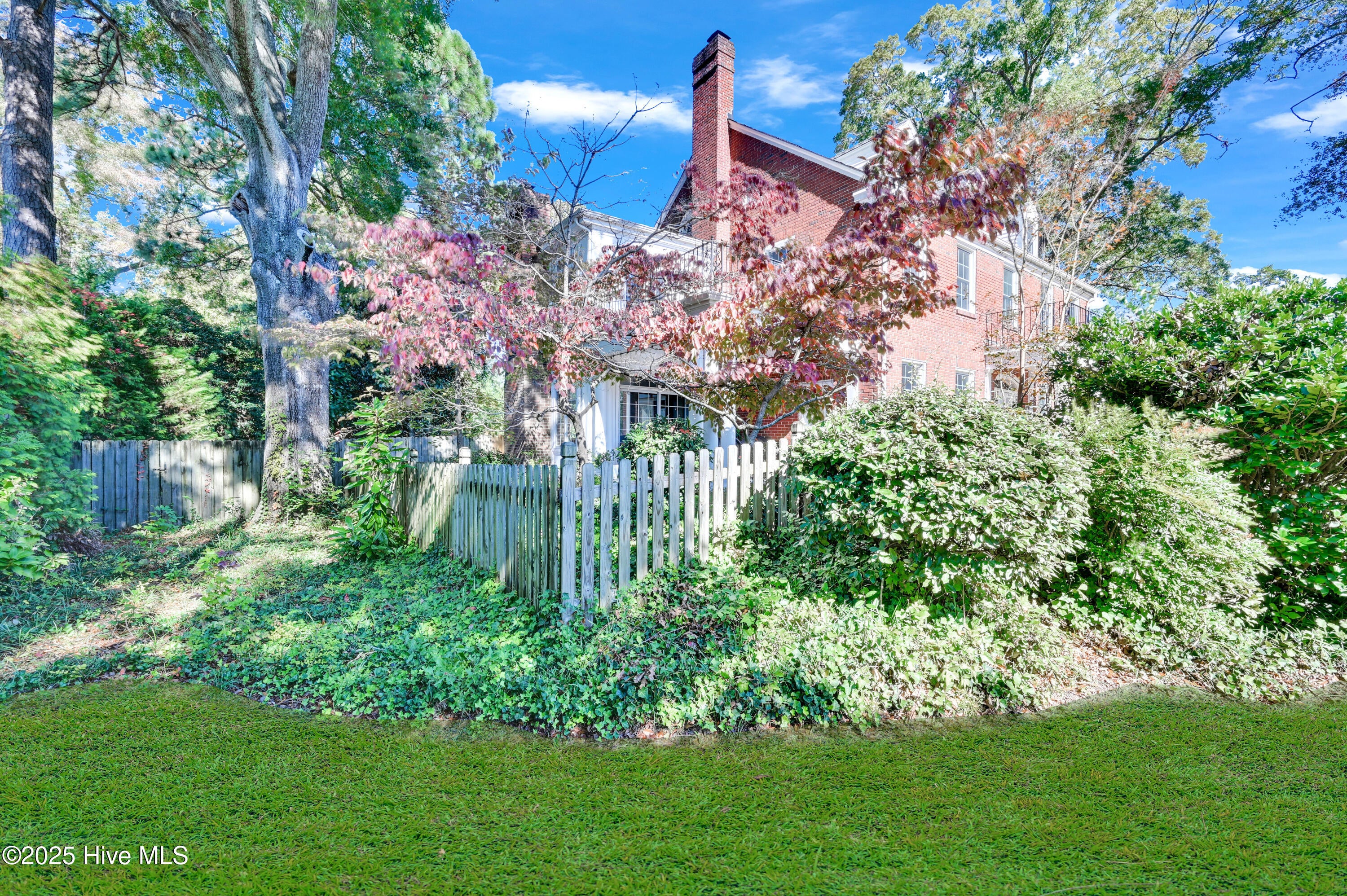 Greenville, North Carolina, 27858, United States, 4 Bedrooms Bedrooms, ,3 BathroomsBathrooms,Residential,For Sale,1985728