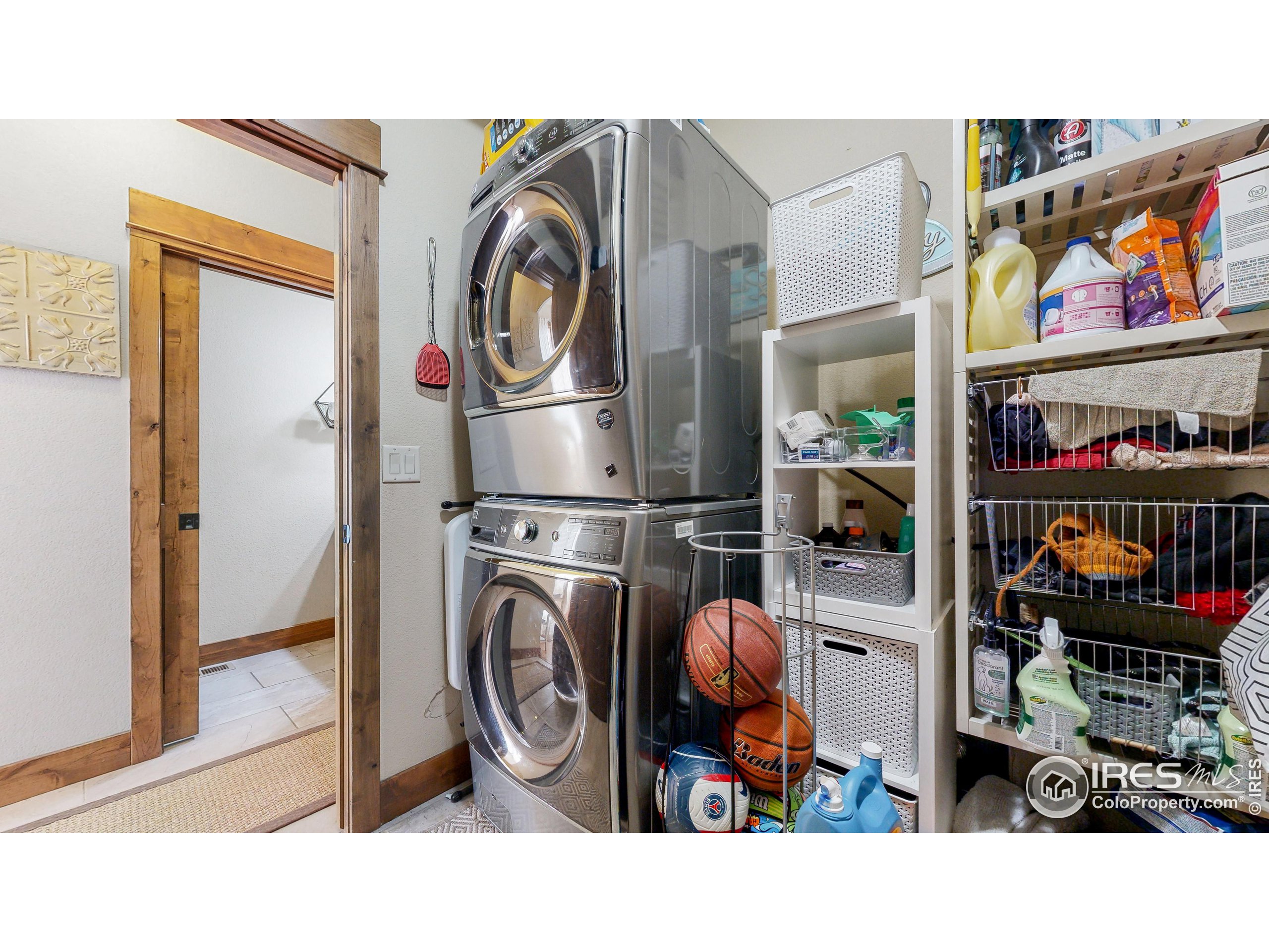 Greeley, Colorado, 80634, United States, 6 Bedrooms Bedrooms, ,3 BathroomsBathrooms,Residential,For Sale,1805378