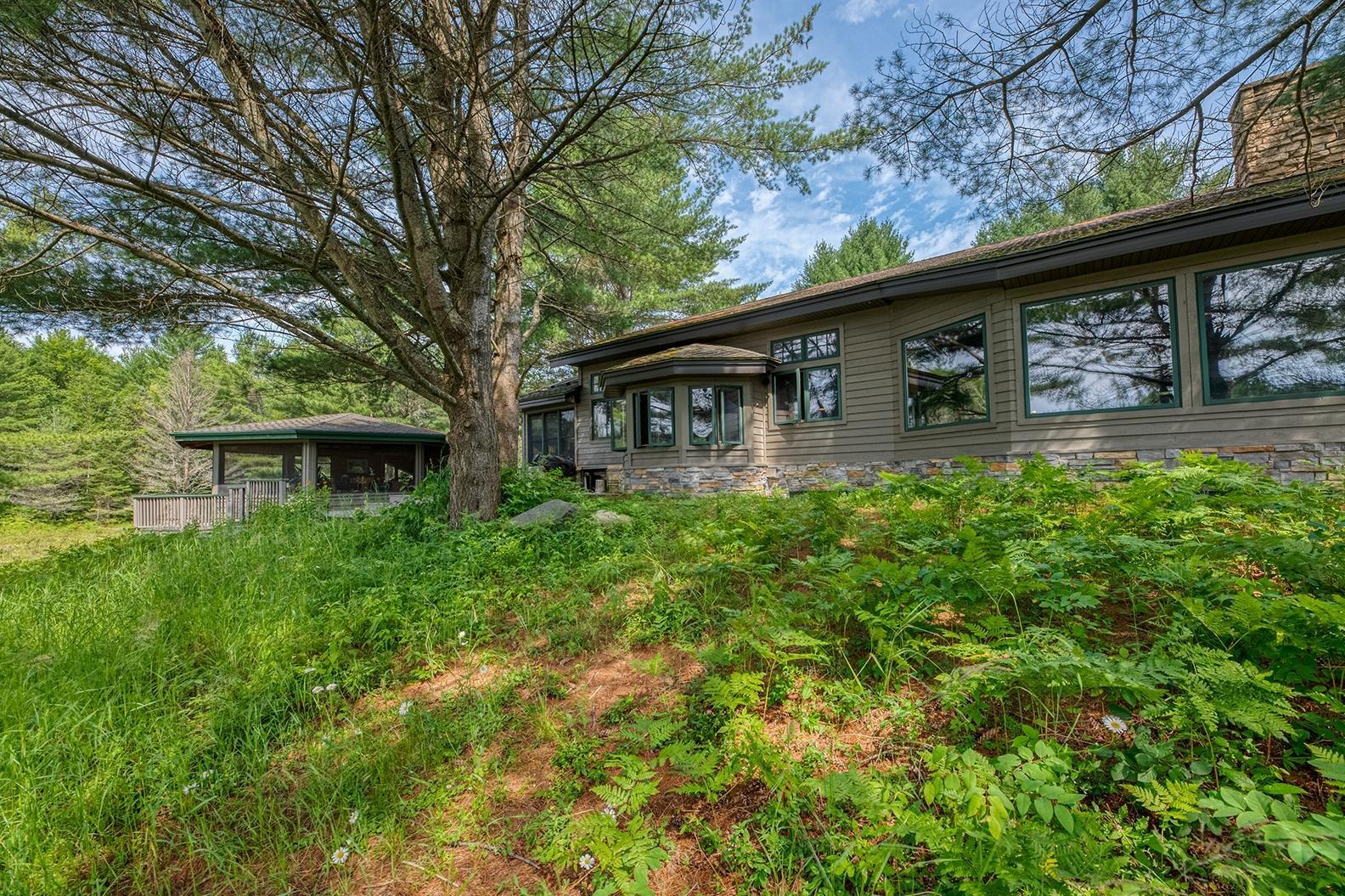 Watersmeet, Michigan, 49969, United States, 4 Bedrooms Bedrooms, ,3 BathroomsBathrooms,Residential,For Sale,1979345