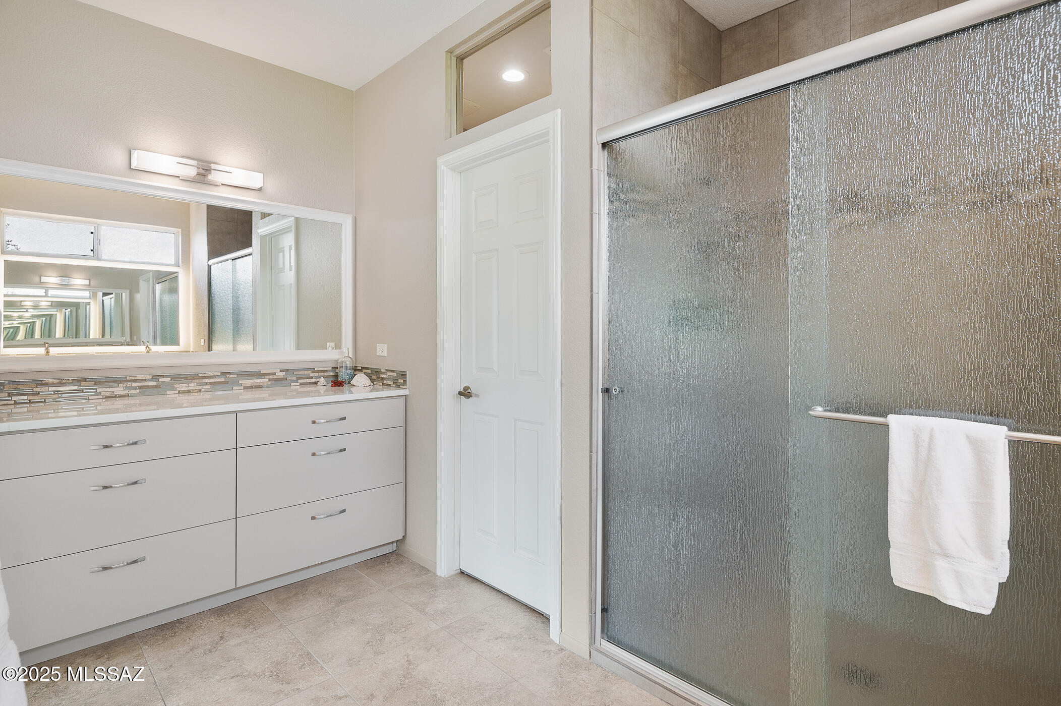 Oro Valley, Arizona, 85755, United States, 2 Bedrooms Bedrooms, ,2 BathroomsBathrooms,Residential,For Sale,1959033