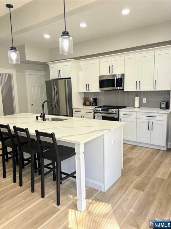 Jersey City, New Jersey, 07305, United States, 5 Bedrooms Bedrooms, ,3 BathroomsBathrooms,Residential,For Sale,1989194