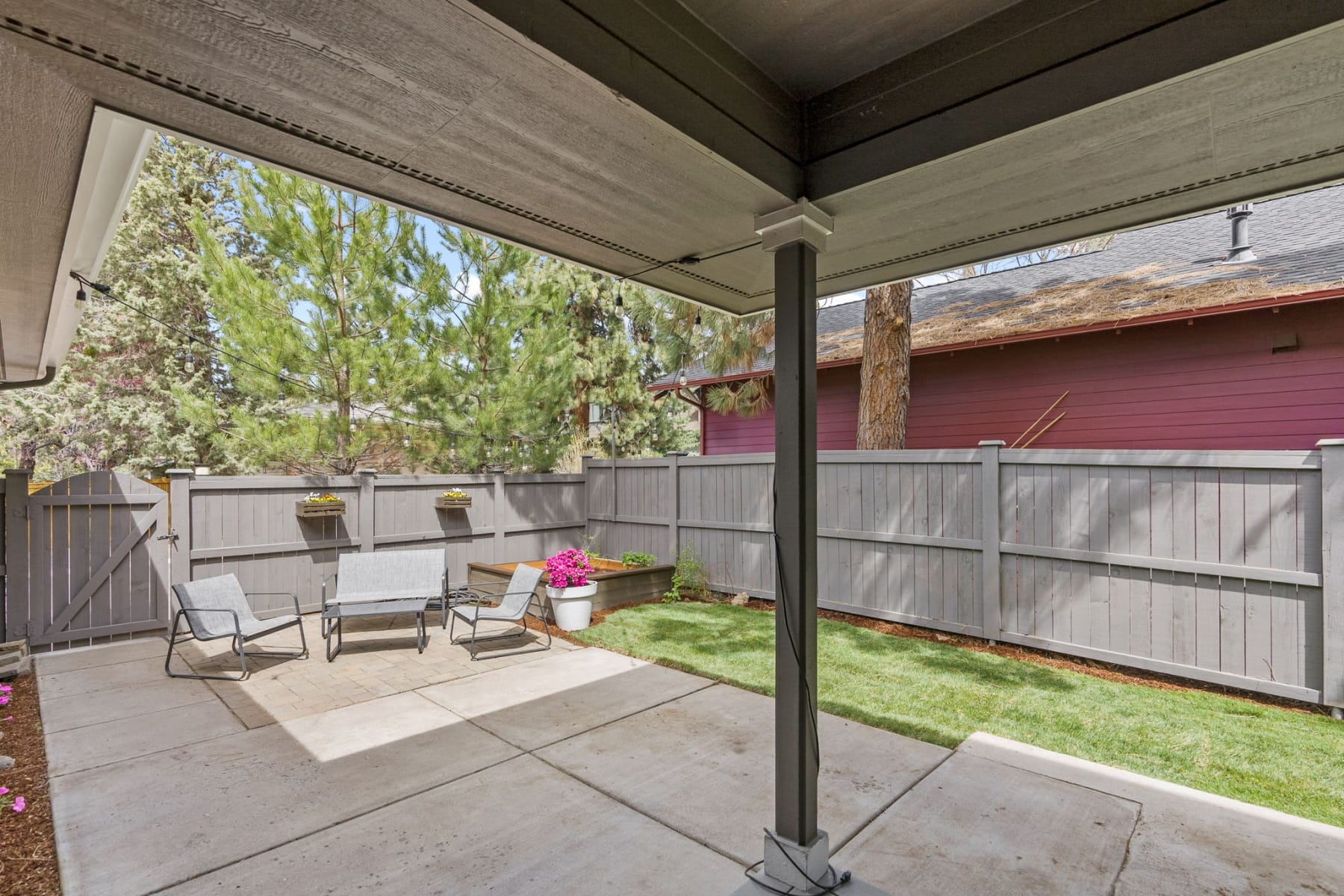  2484 NW Sacagawea Lane Bend, OR 97703 - 物件實景