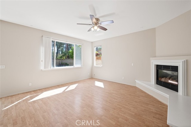 Valencia, California, 91354, United States, 4 Bedrooms Bedrooms, ,3 BathroomsBathrooms,Residential,For Sale,1976397