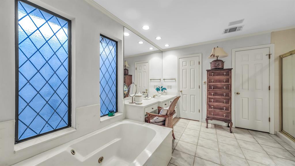 Fort Worth, Texas, 76109, United States, 3 Bedrooms Bedrooms, ,3 BathroomsBathrooms,Residential,For Sale,1850154