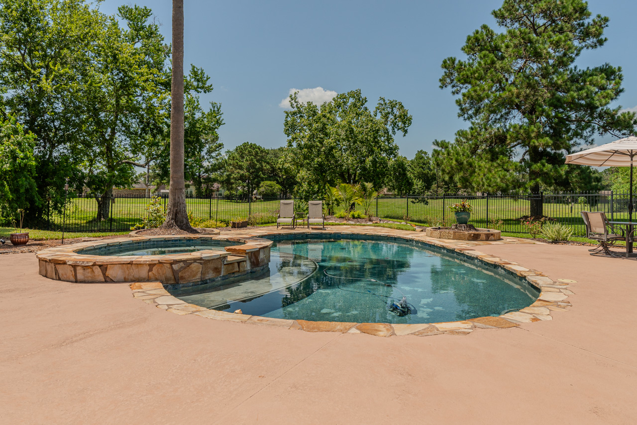 Beaumont, Texas, 77707, United States, 4 Bedrooms Bedrooms, ,Residential,For Sale,1941725