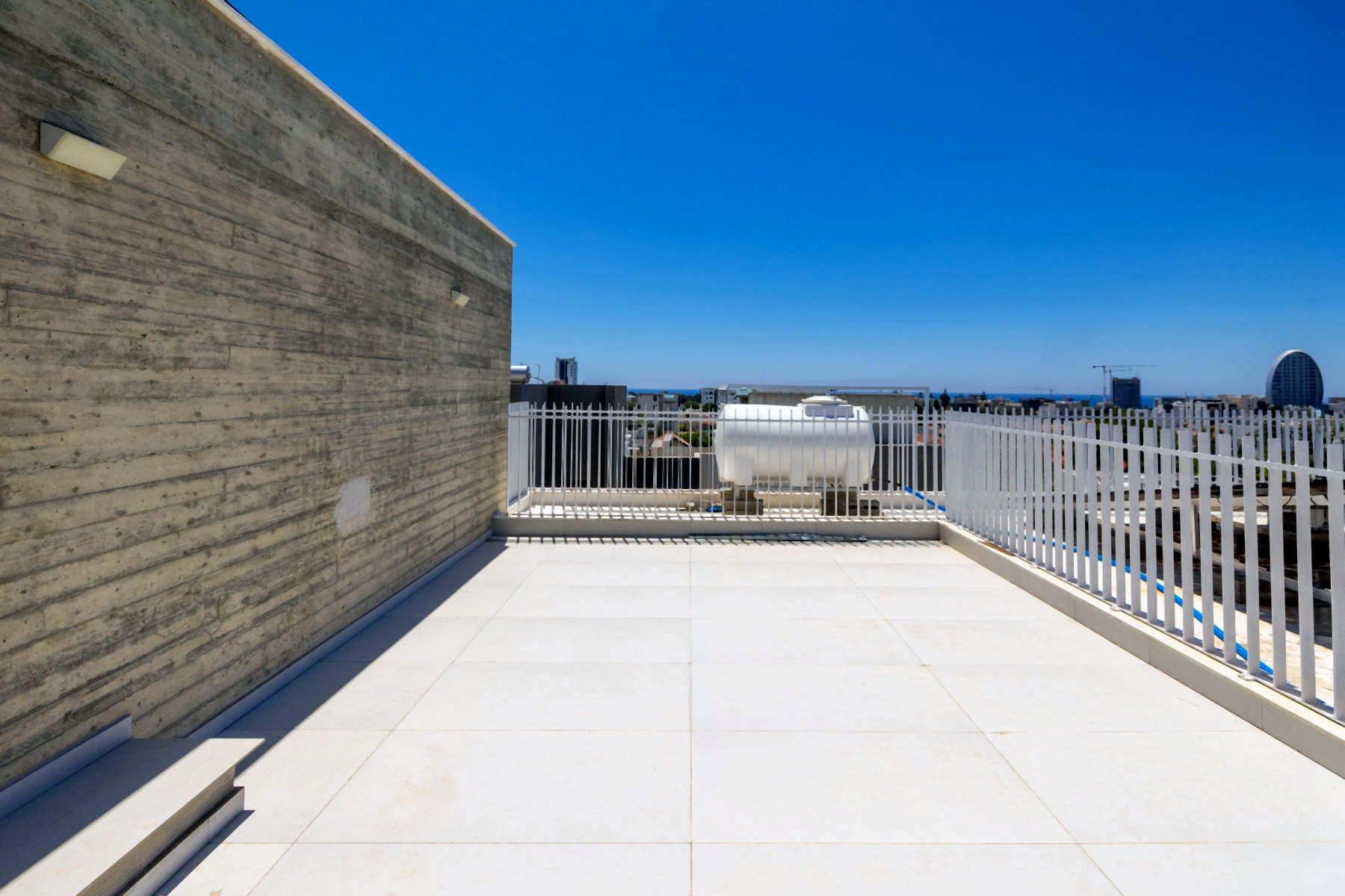  Brand-New 3-Bedroom Penthouse with Roof Garden in Agios Athanasios, Limassol - 物件實景