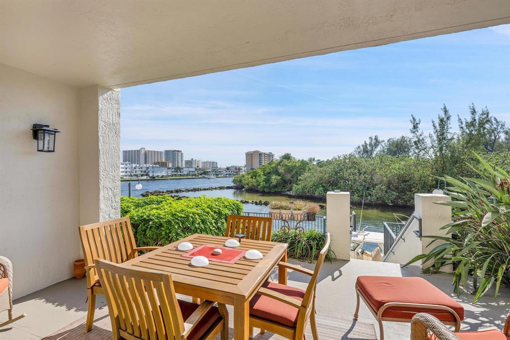 Pompano Beach, Florida, 33062, United States, 2 Bedrooms Bedrooms, ,3 BathroomsBathrooms,Residential,For Sale,2040159