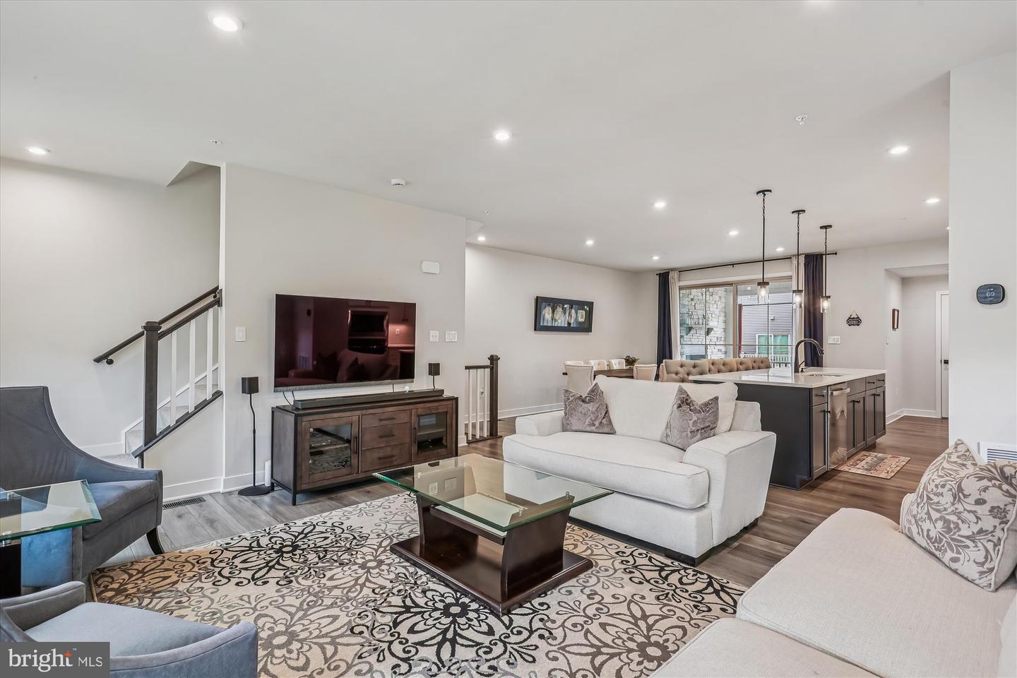 Frederick, Maryland, 21703, United States, 3 Bedrooms Bedrooms, ,3 BathroomsBathrooms,Residential,For Sale,1973217