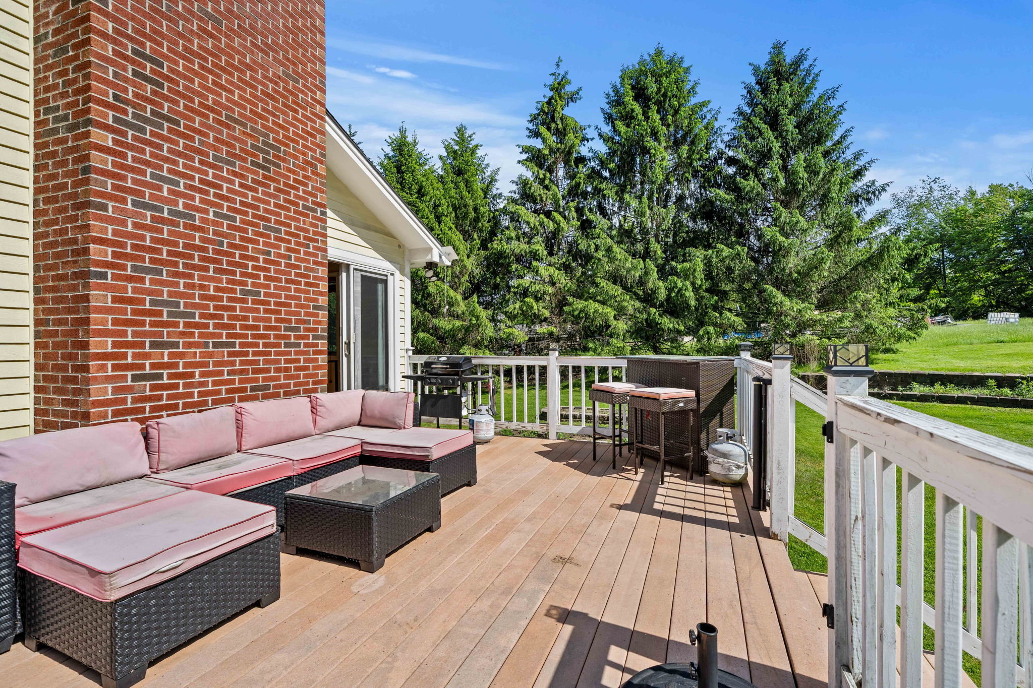  240 Hampstead St, Methuen, MA, 01844 - 物件實景